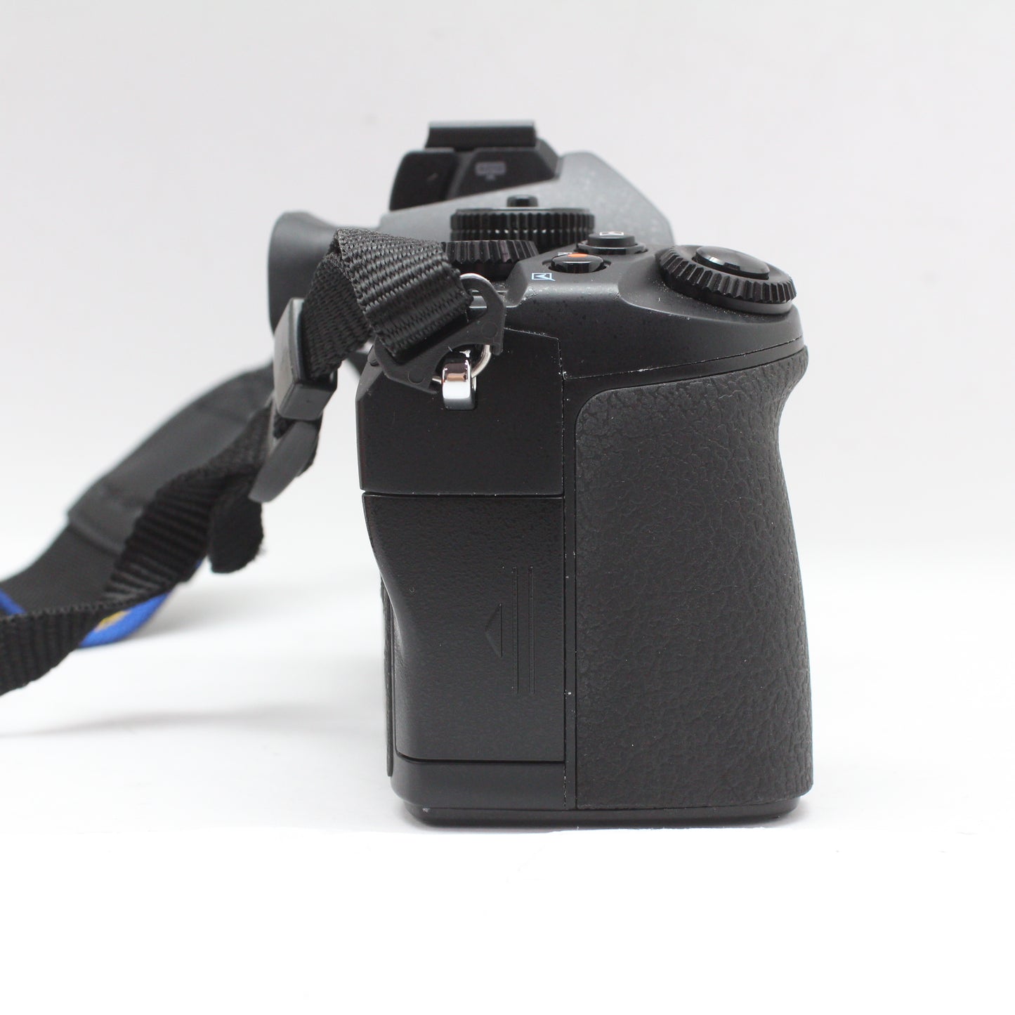 中古 OLYMPUS OM-D E-M1【5月4日(日)Youtube生配信でご紹介】