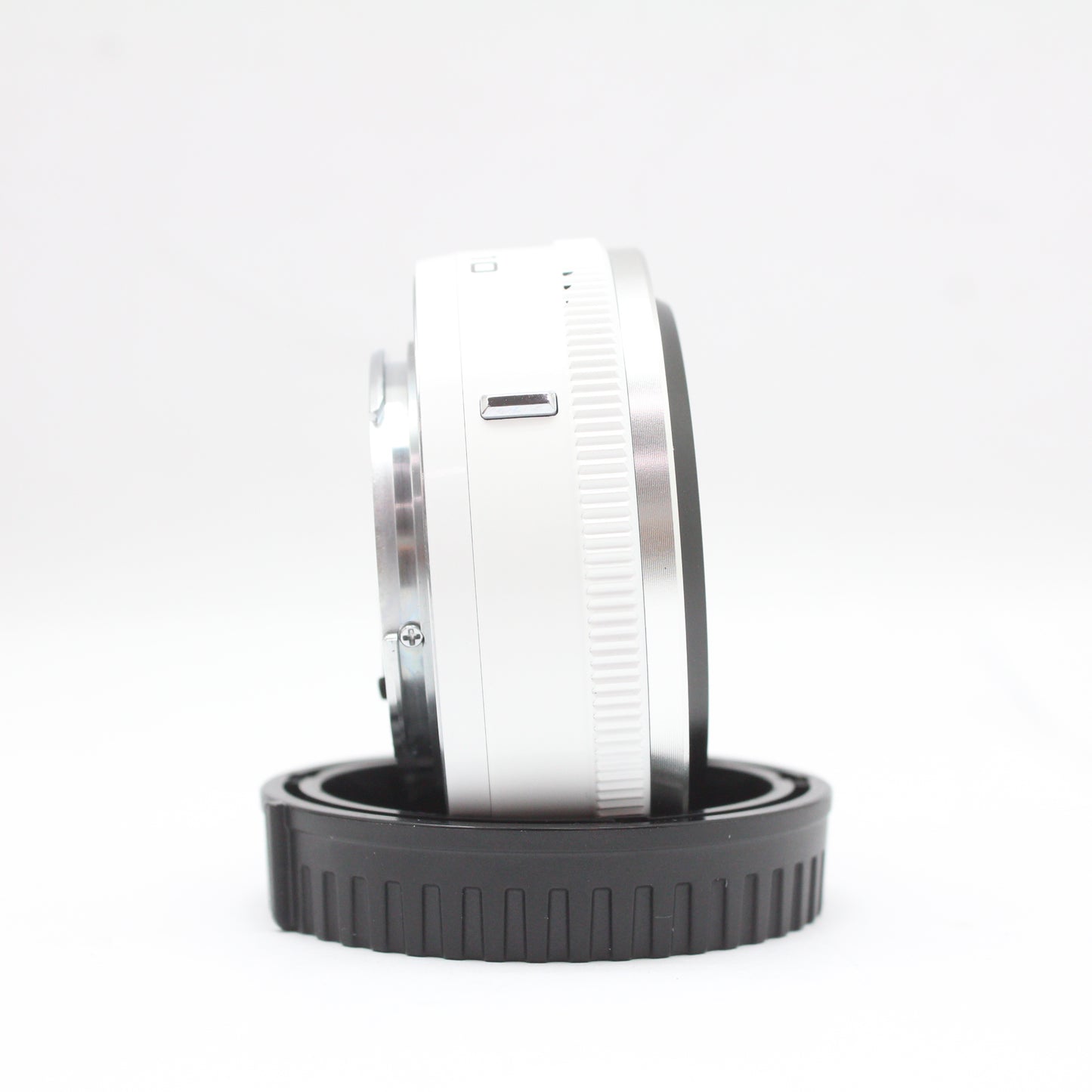 中古 Nikon 1 10mm F2.8 ホワイト【5月4日(日)Youtube生配信でご紹介】