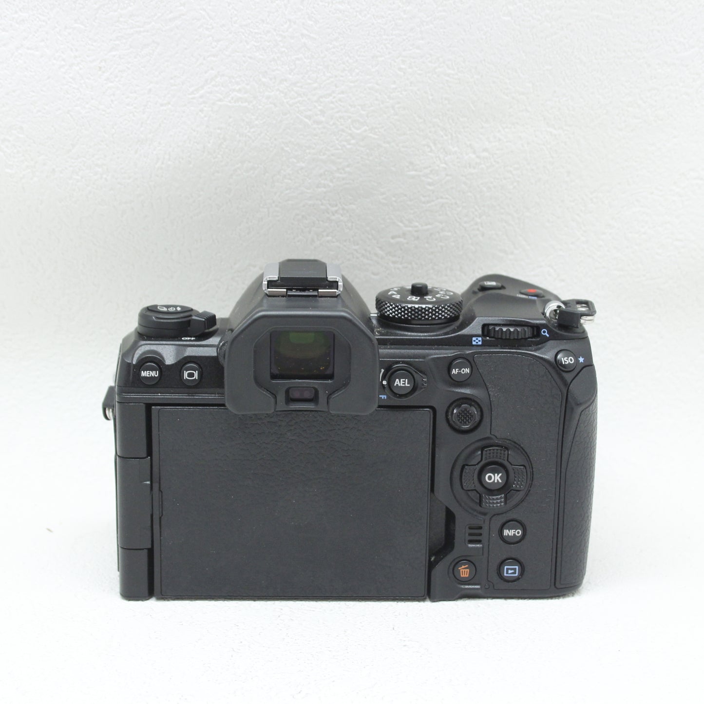 中古 OM SYSTEM OM-1【5月10日(土)Youtube生配信でご紹介】