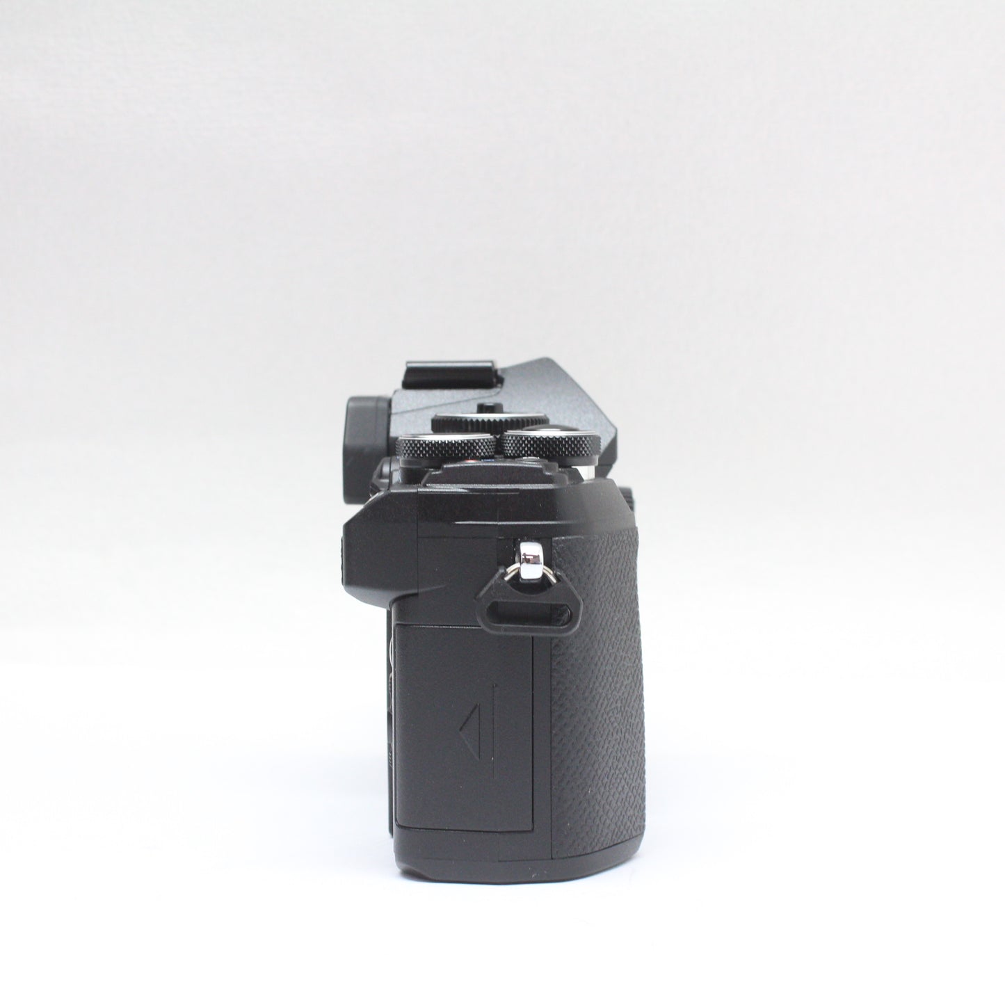 中古 OLYMPUS OM-D E-M5 Mark III ブラック