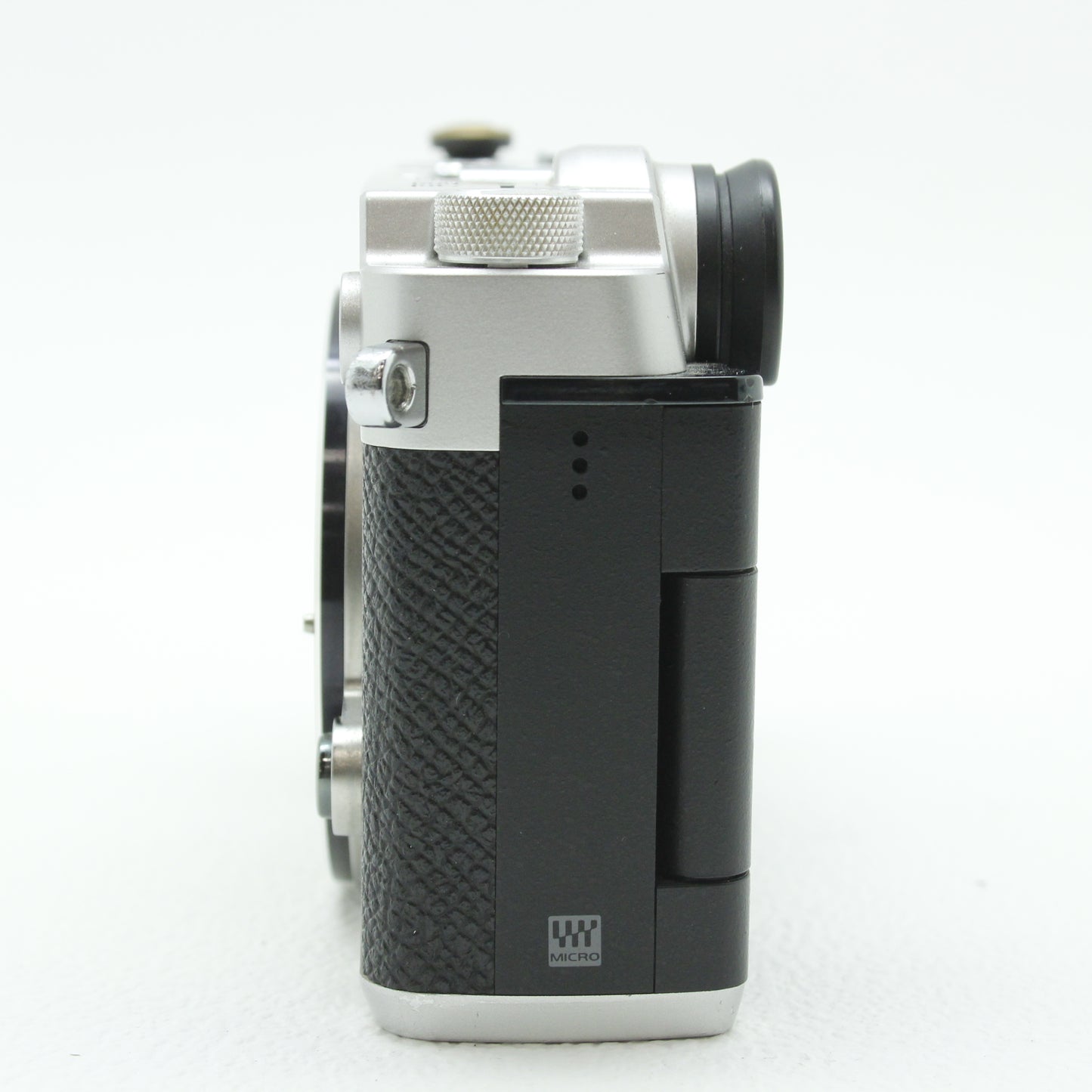 中古 OLYMPUS PEN -F (SV) +グリップECG-4 【7月12日(土)Youtube生配信でご紹介】