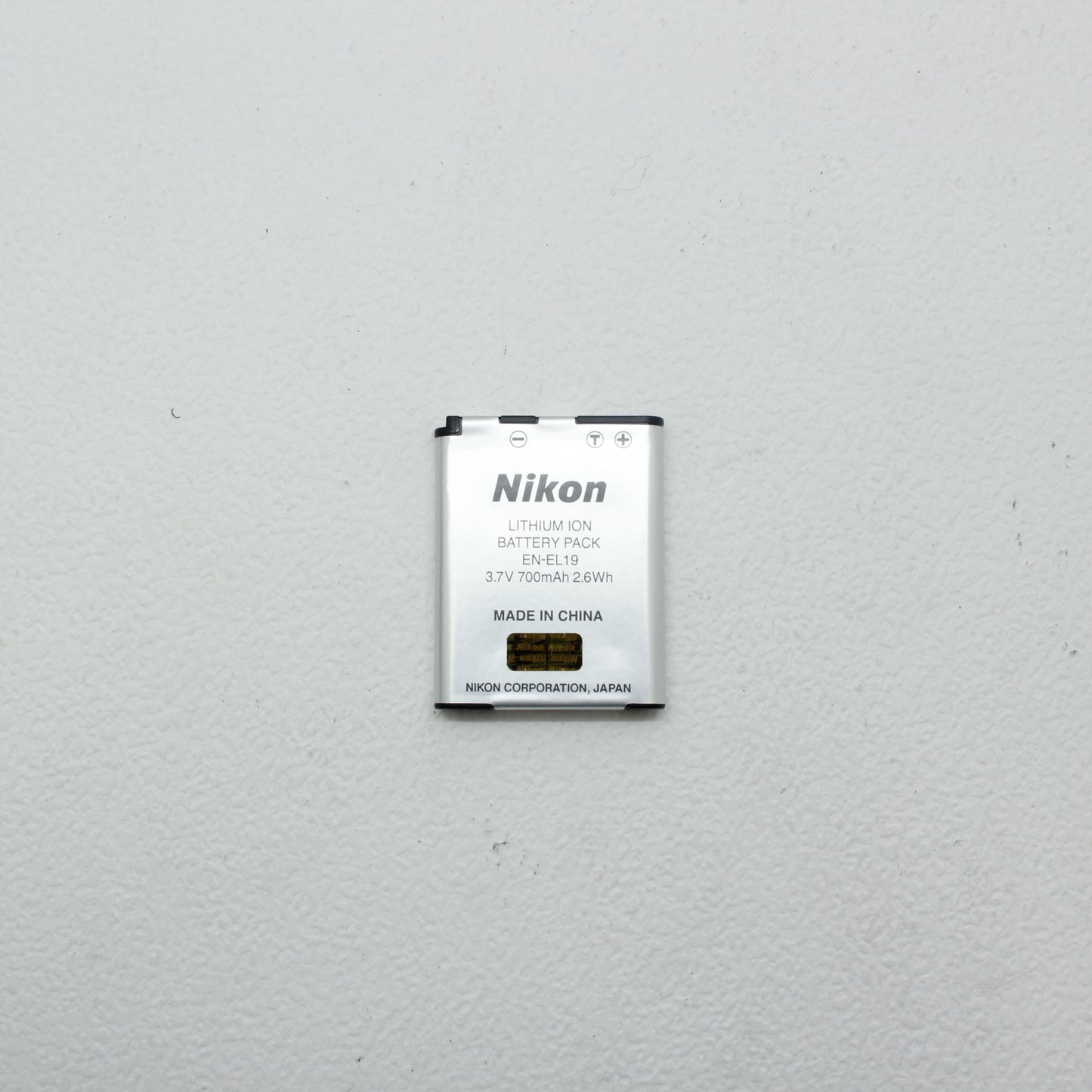 中古 Nikon S2900 レッド
