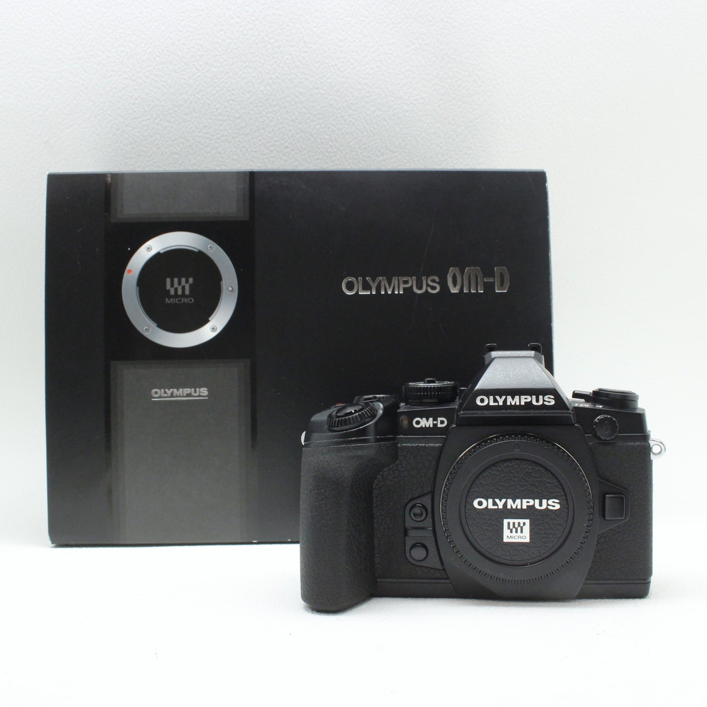 中古 OLYMPUS OM-D E-M1 ボディ【8月16日(土)Youtube生配信でご紹介】