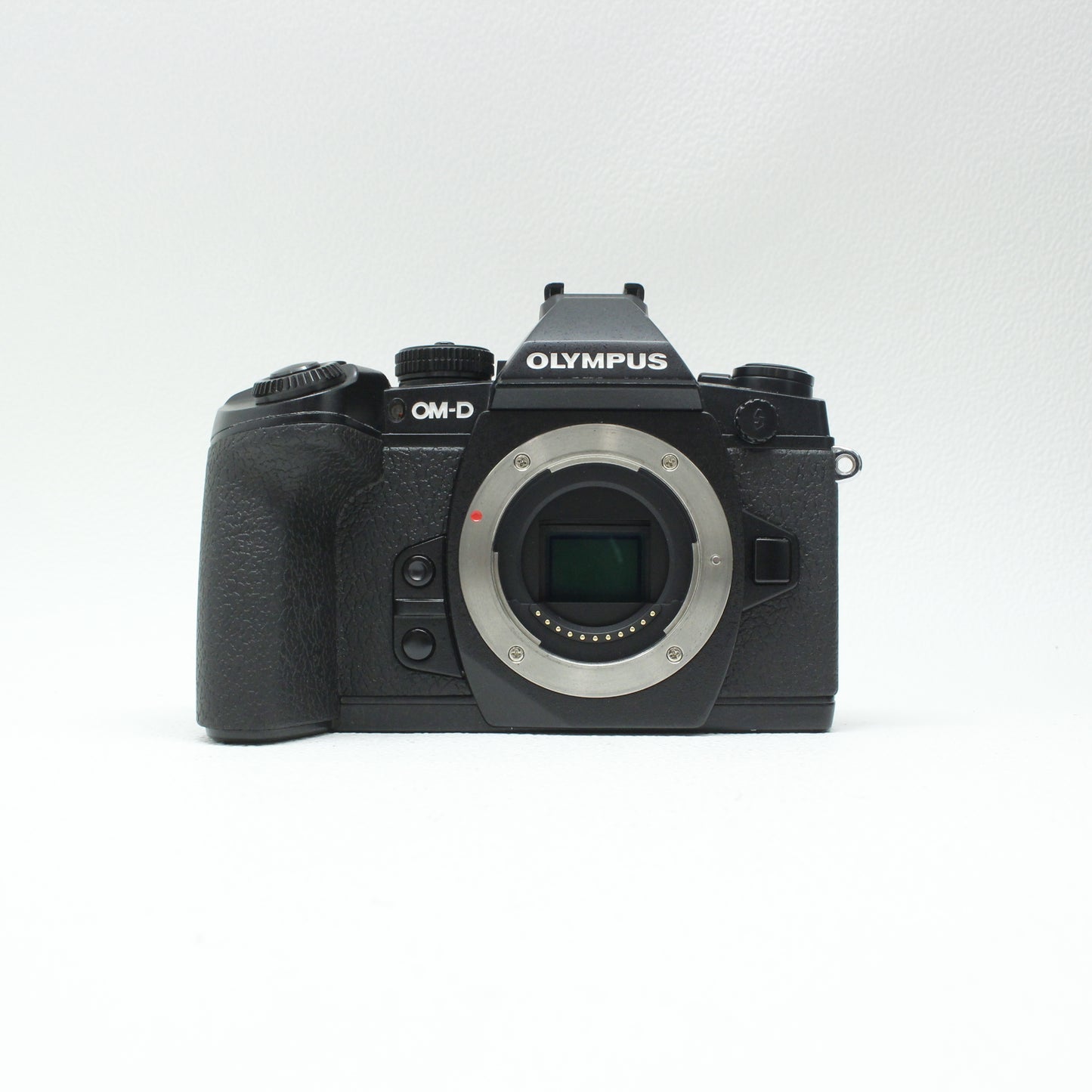 中古 OLYMPUS OM-D E-M1 ボディ【8月16日(土)Youtube生配信でご紹介】