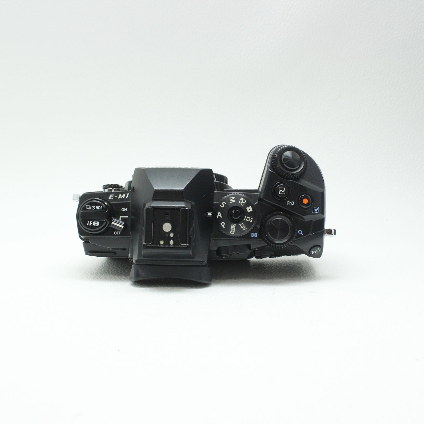 中古 OLYMPUS OM-D E-M1 ボディ【8月16日(土)Youtube生配信でご紹介】