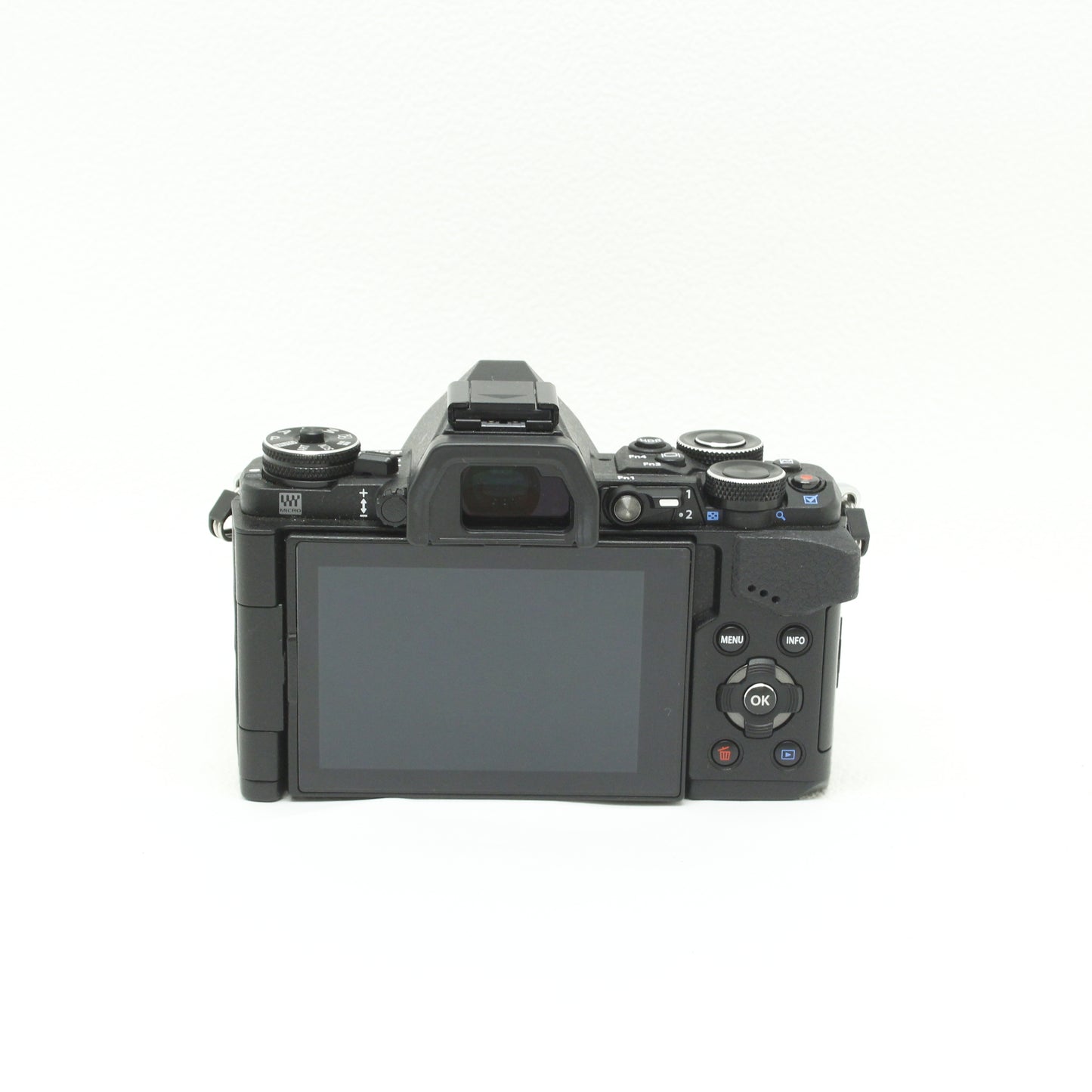 中古 OLYMPUS OM-D E-M5II