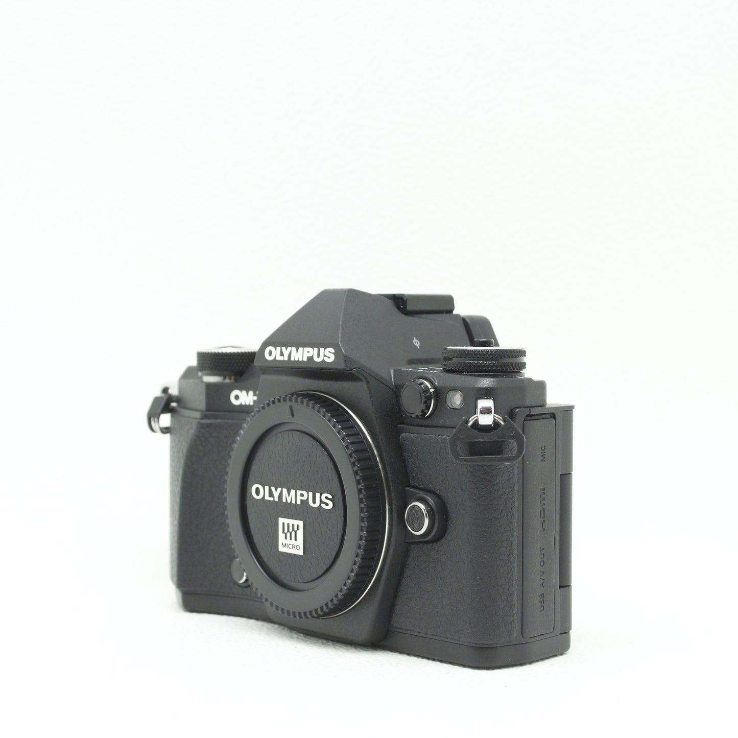 中古 OLYMPUS OM-D E-M5II