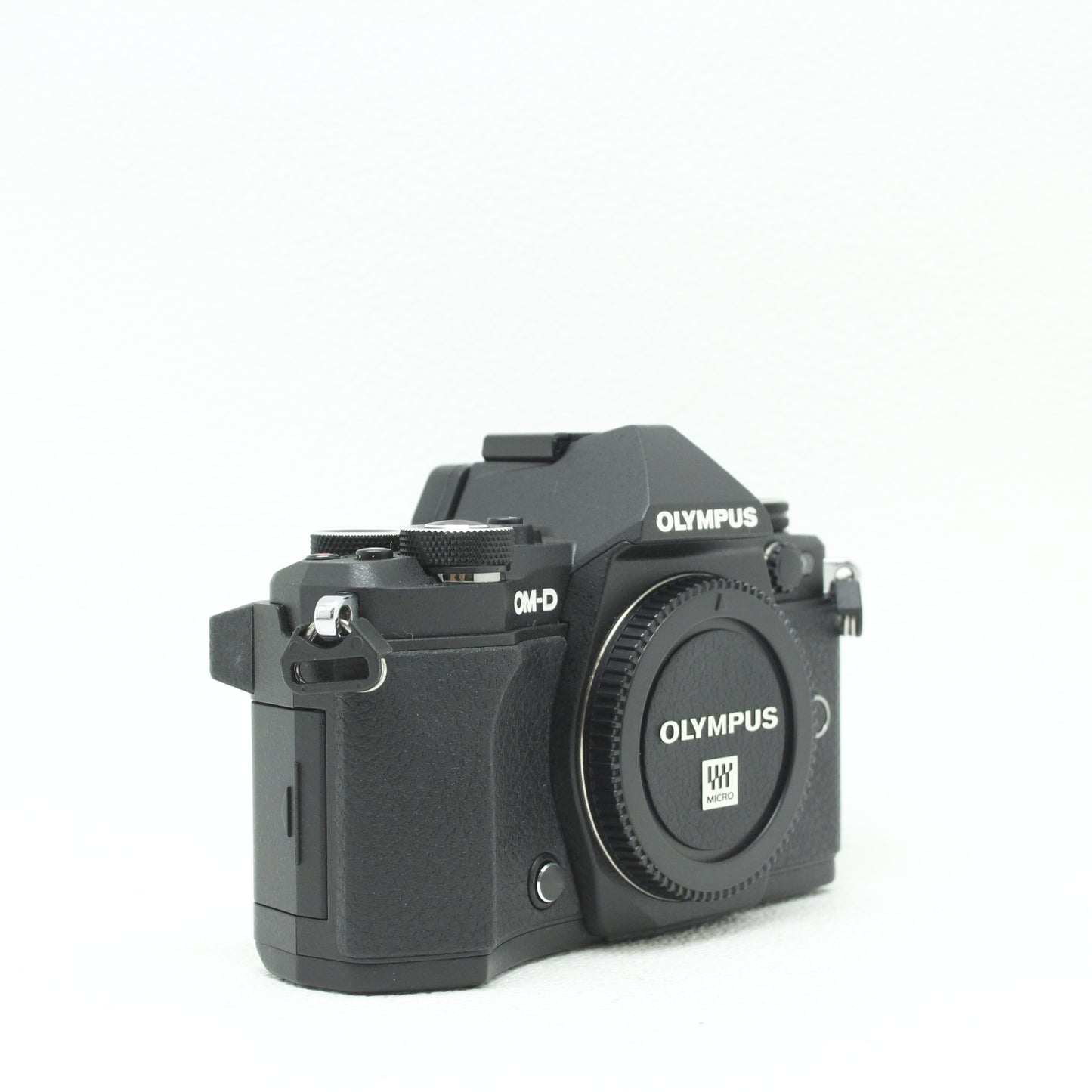 中古 OLYMPUS OM-D E-M5II