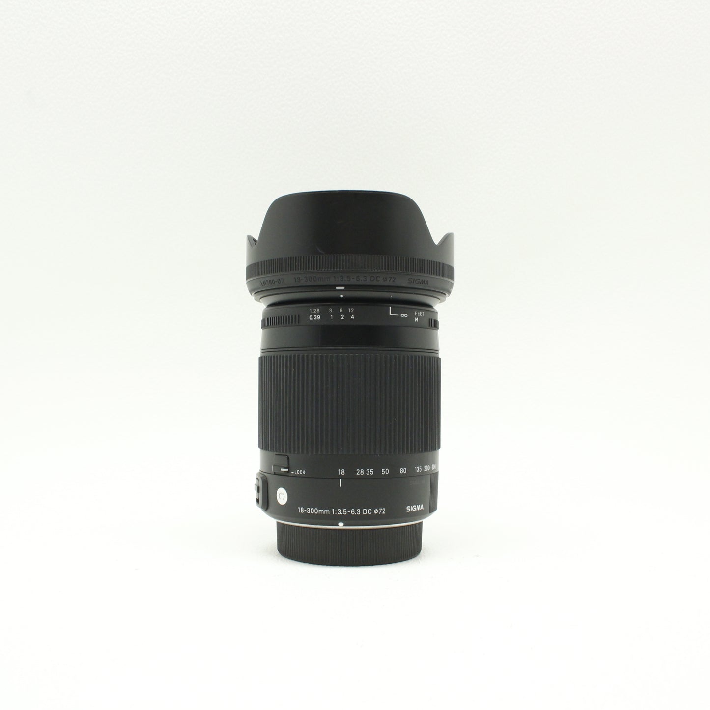 中古 SIGMA 18-300mm F3.5-6.3 コンテンポラリー