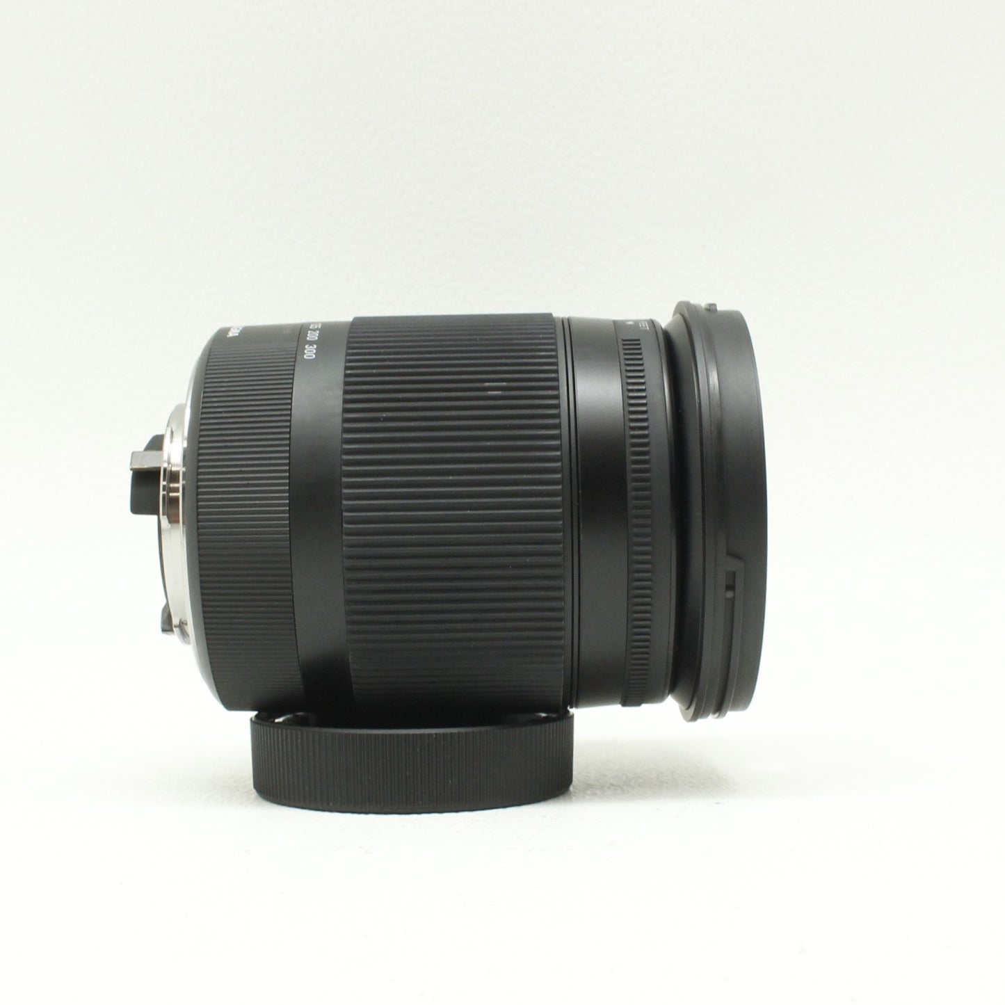 中古 SIGMA 18-300mm F3.5-6.3 コンテンポラリー