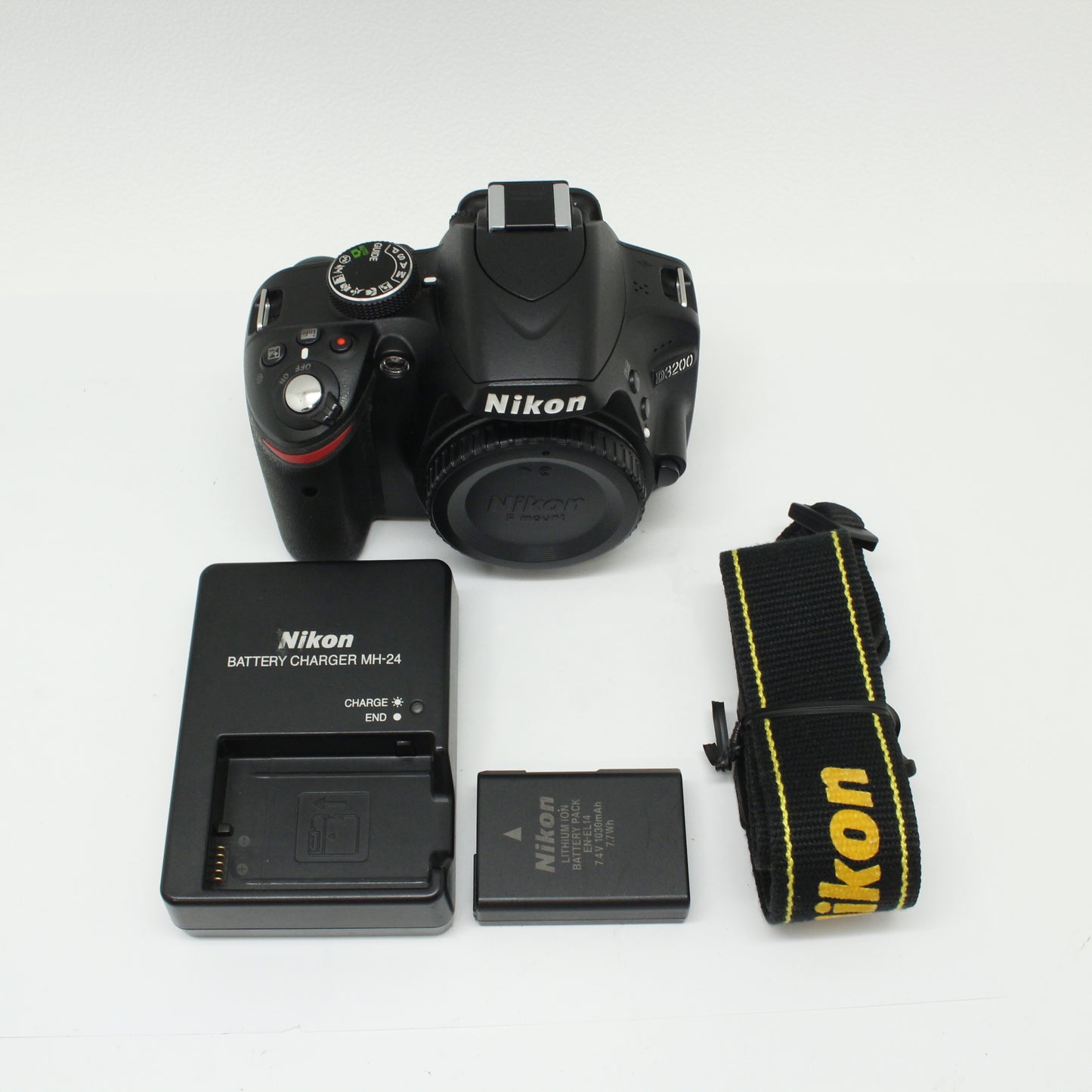 中古 Nikon D3200 ボディ