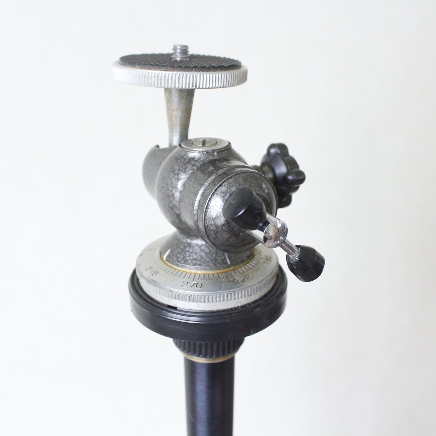 中古 GITZO GILUX Weekend performance 4段三脚