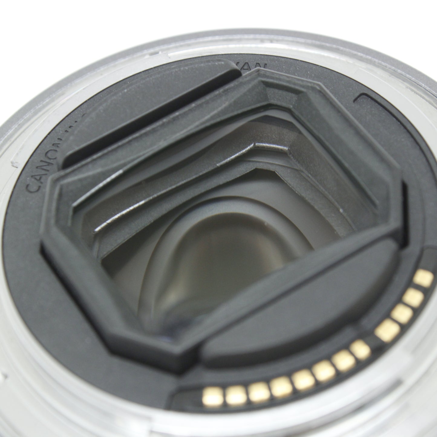 中古 Canon RF 28mm F2.8 STM