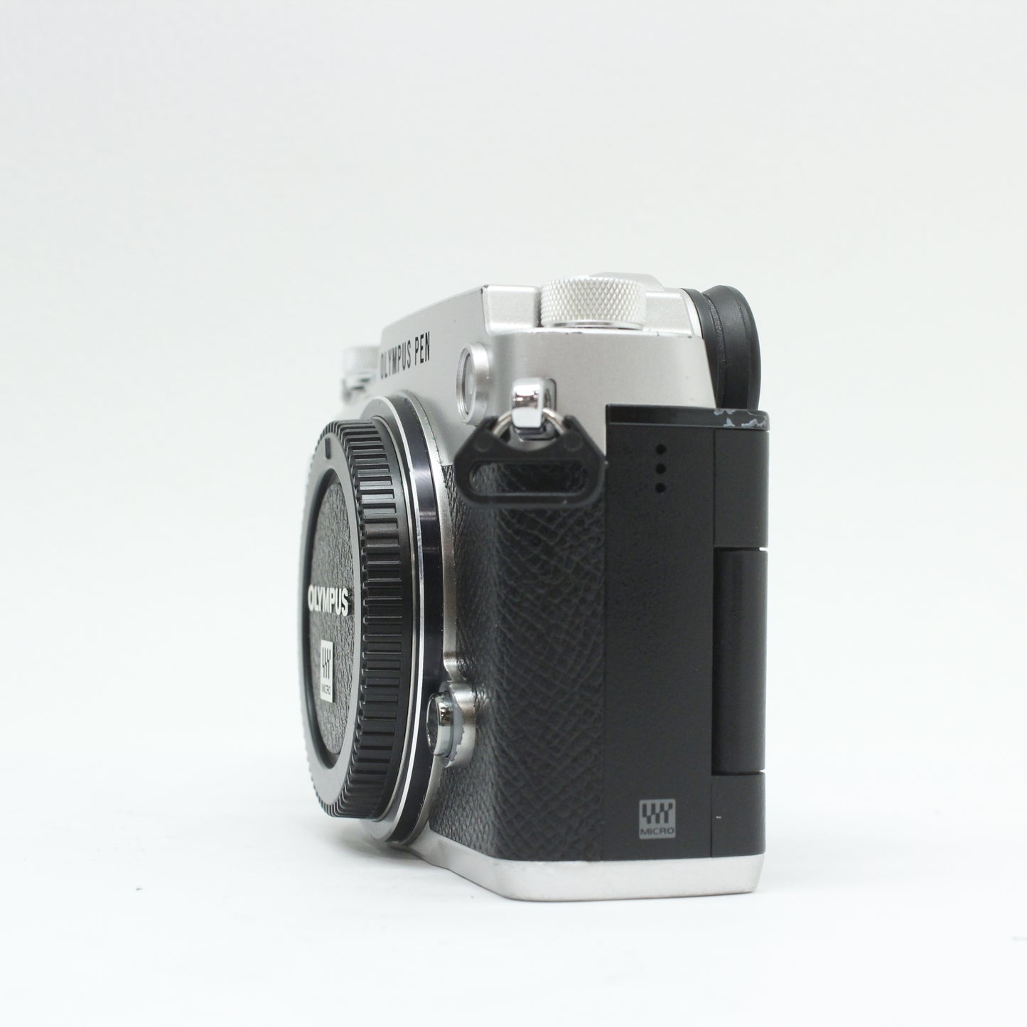 中古 OLYMPUS PEN-F