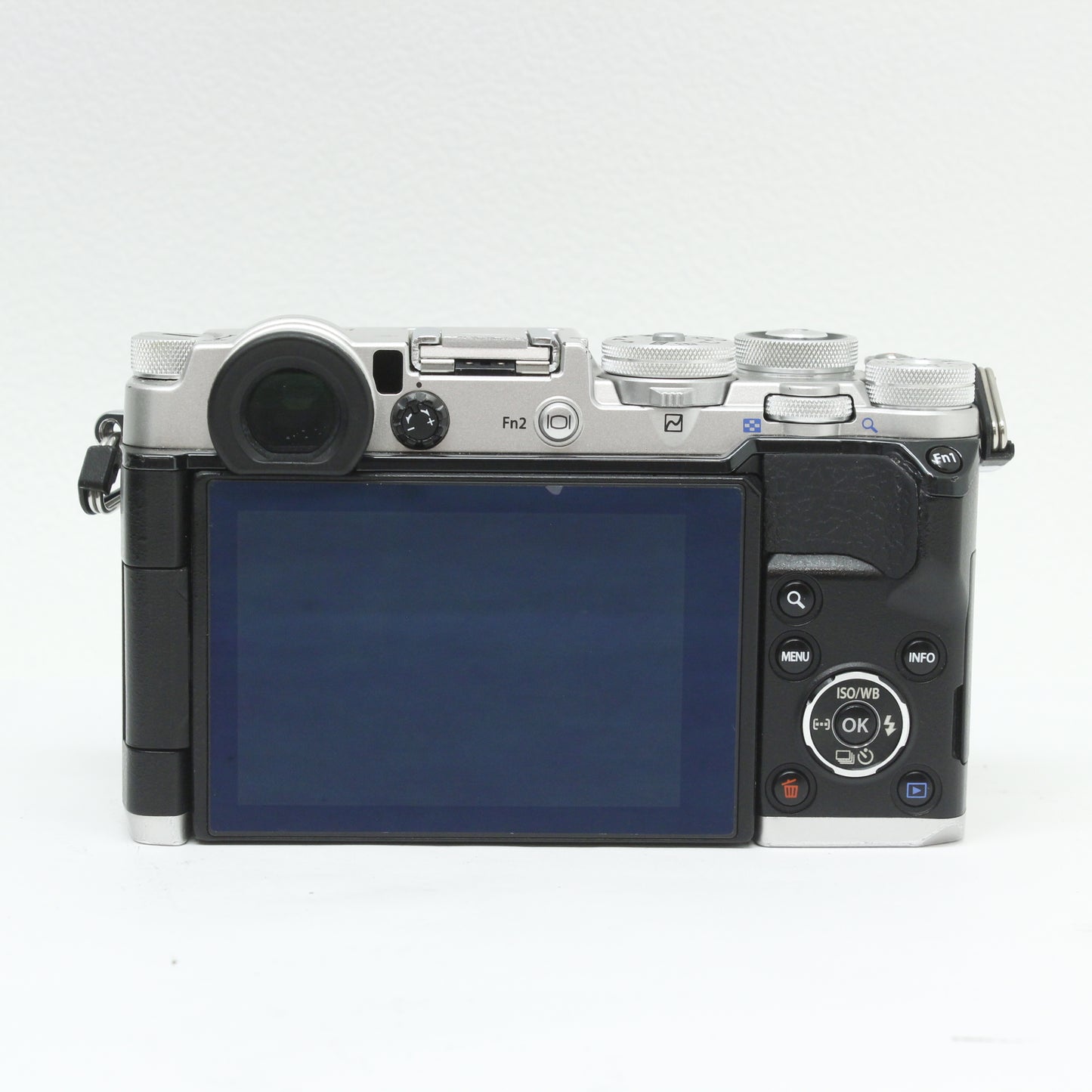 中古 OLYMPUS PEN-F