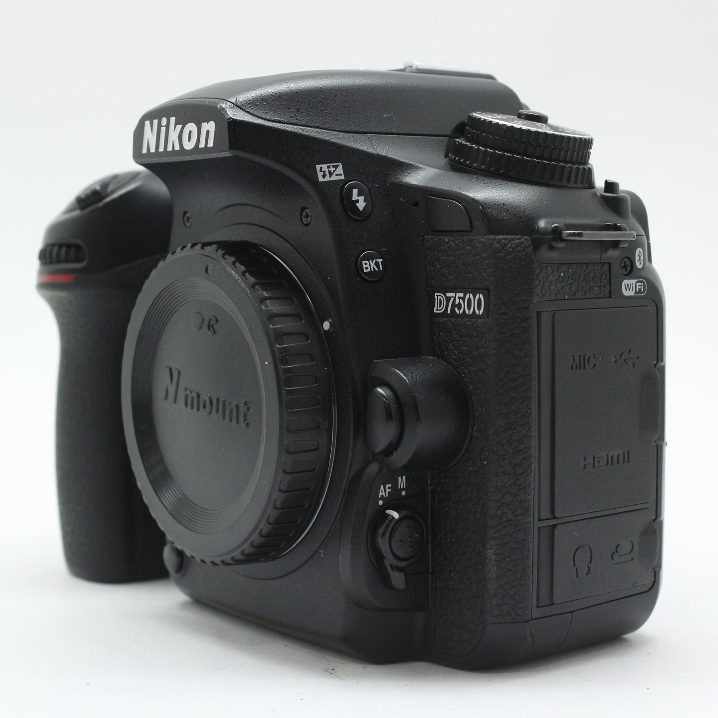 中古 Nikon D7500ボディ