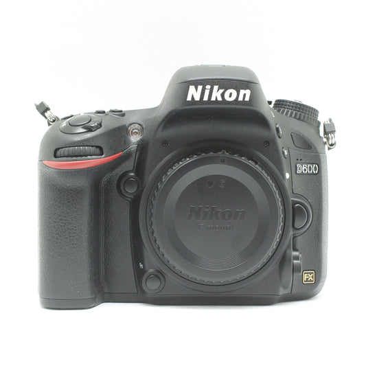 中古 Nikon D600 ボディ