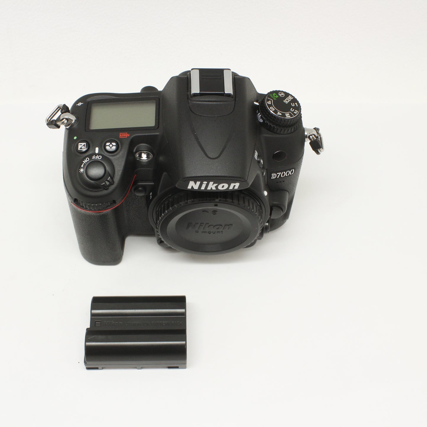 中古 Nikon D7000 ボディ