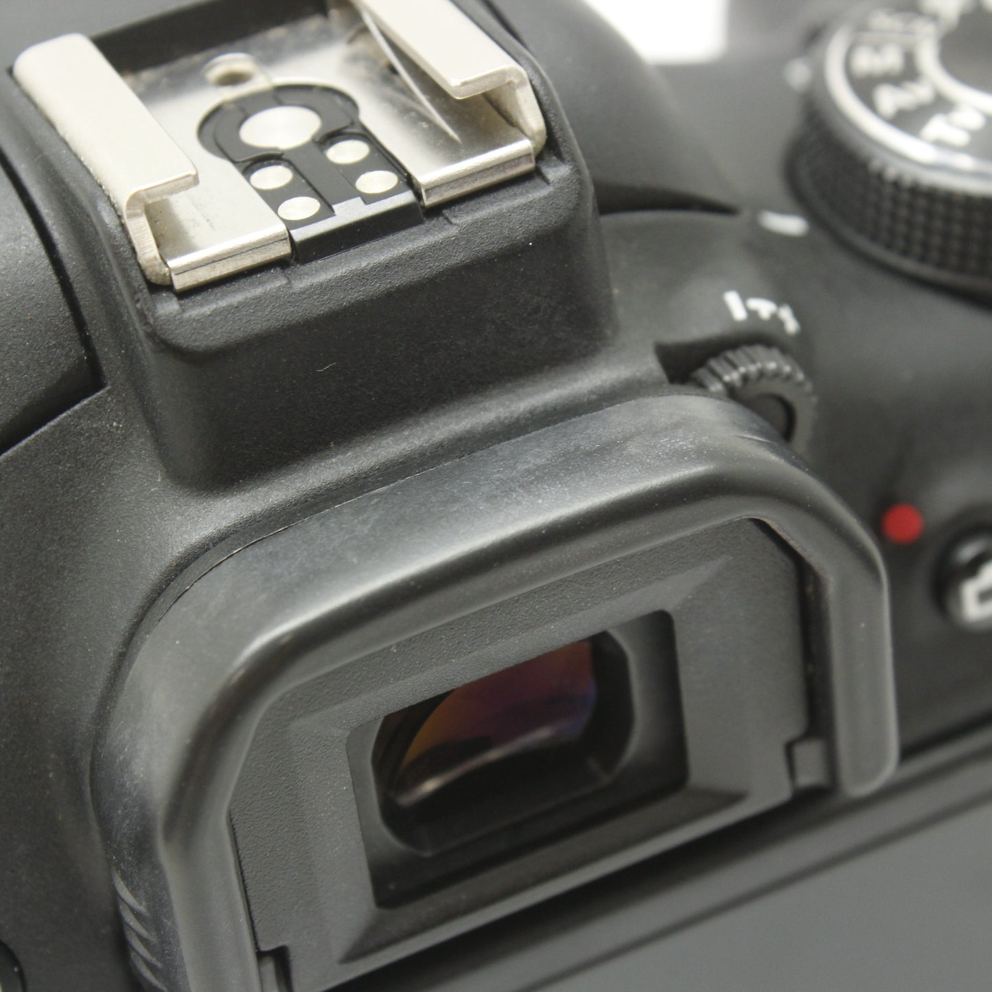 中古 Canon EOS Kiss X8i ボディ