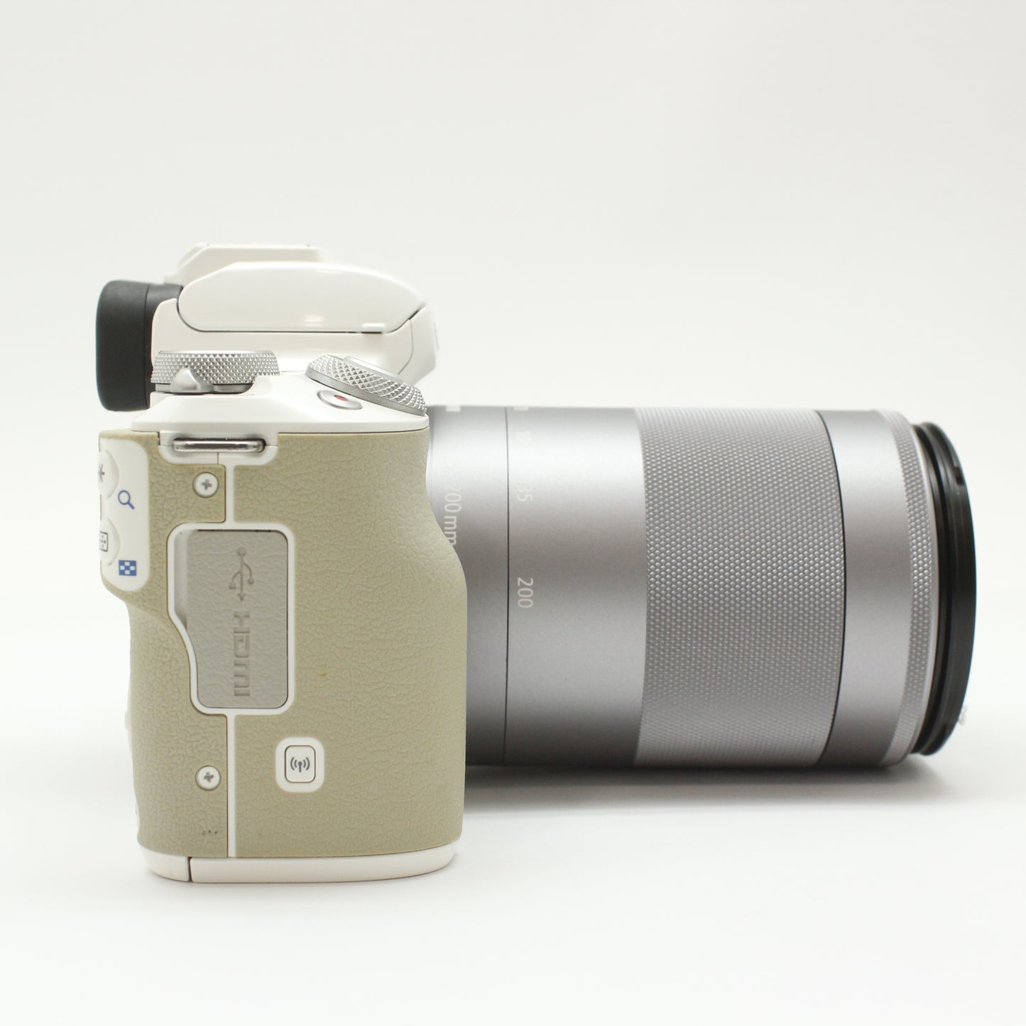 中古 Canon EOS Kiss M ダブルズームキット
