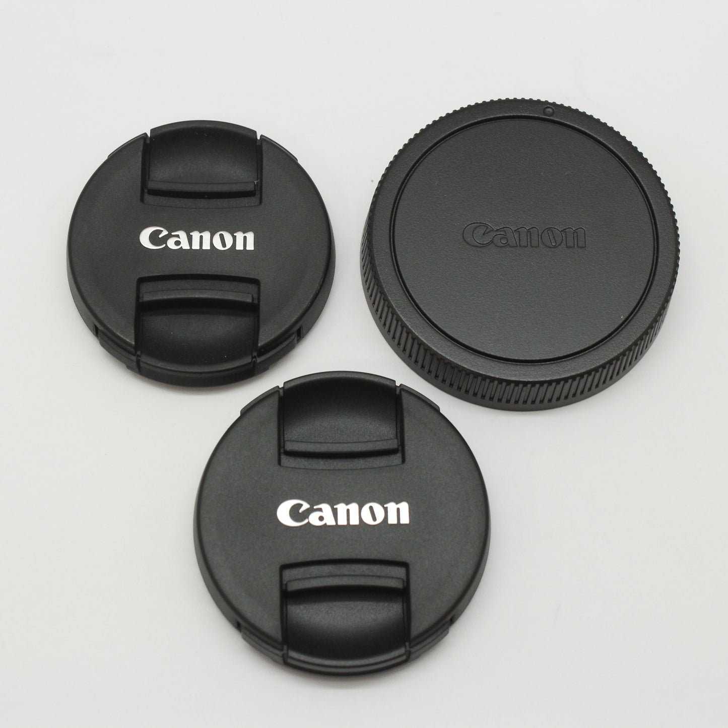 中古 Canon EOS Kiss M ダブルズームキット