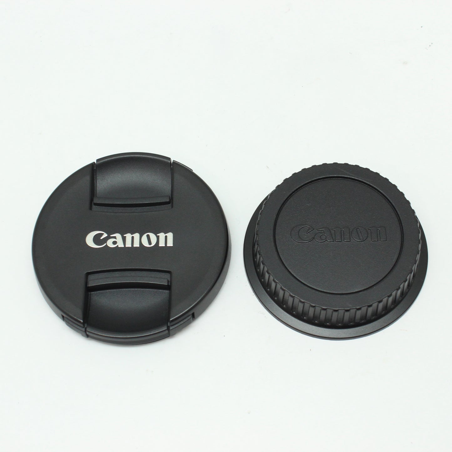 中古 Canon EF-S 18-135mm F3.5-5.6 IS USM