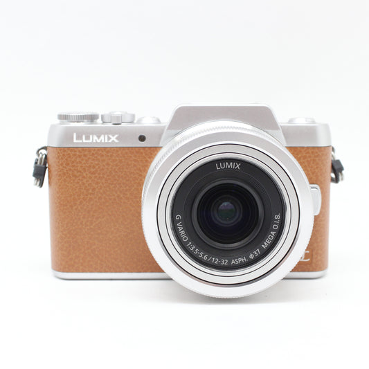 中古 Panasonic LUMIX DMC-GF7レンズキット