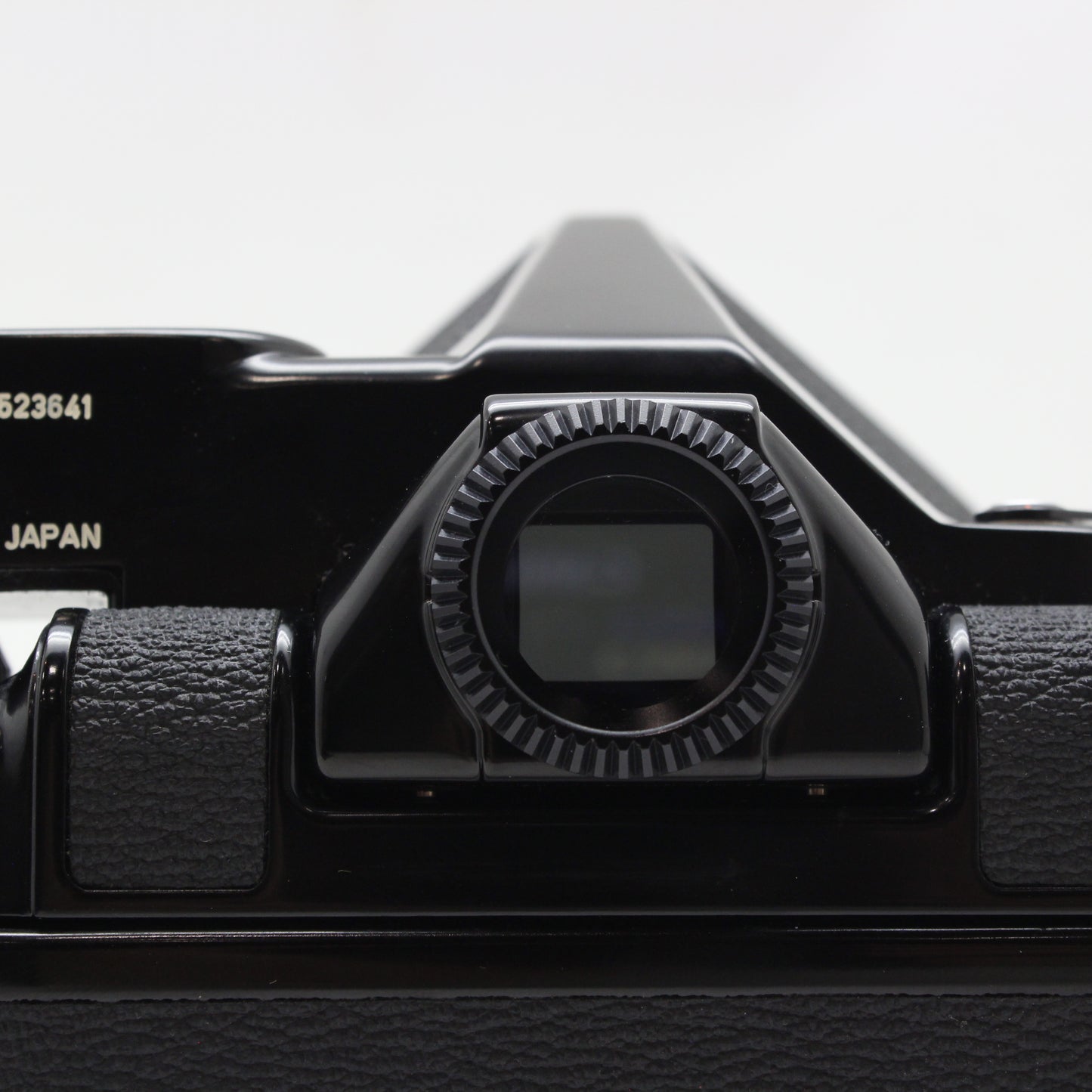 中古 PENTAX 6×7 ボディ AE ファインダー付【6月23日(火) YouTube生配信でご紹介】