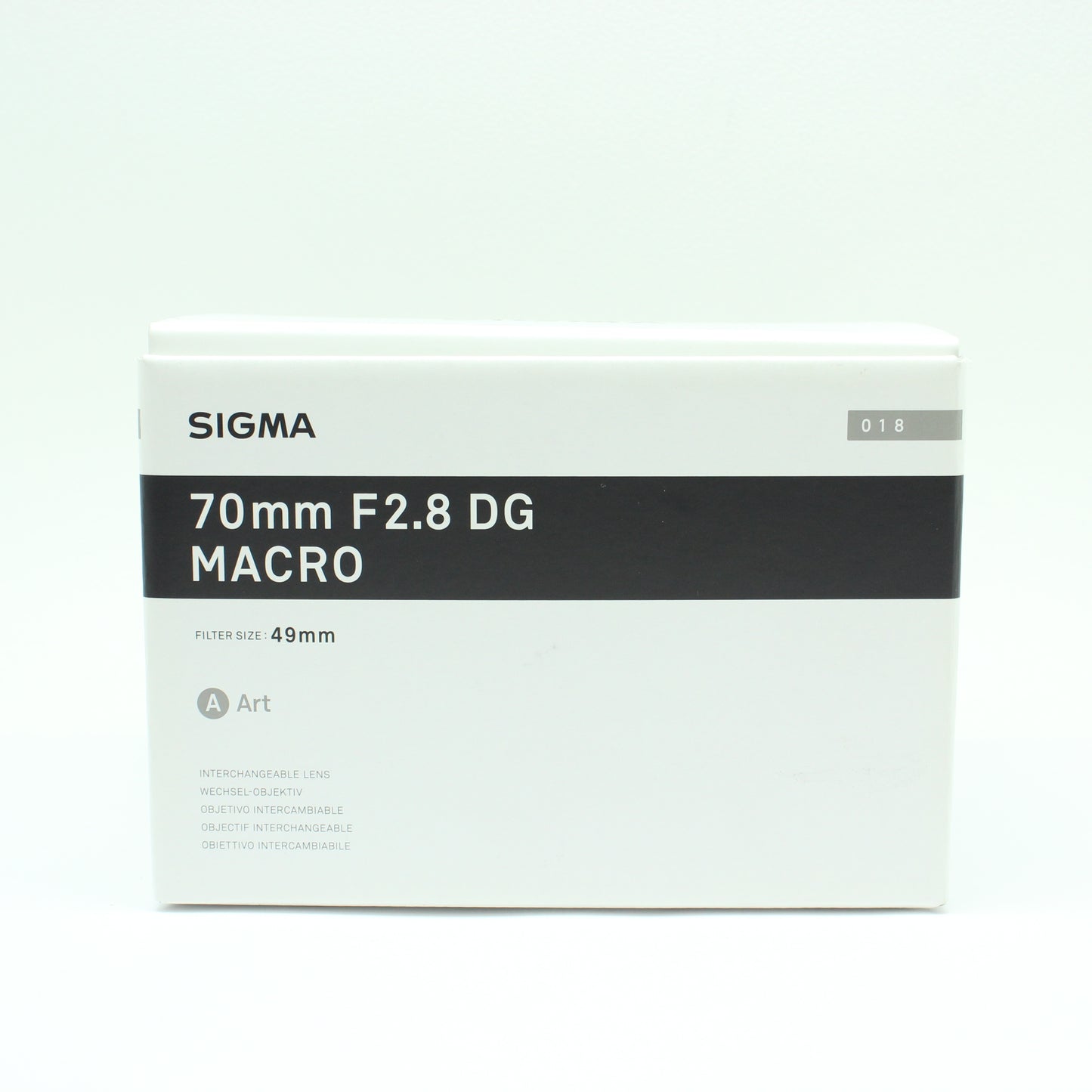 中古 SIGMA 70mm F2.8 DG MACRO(EF用)【10月24日(土)YouTube生配信でご紹介】
