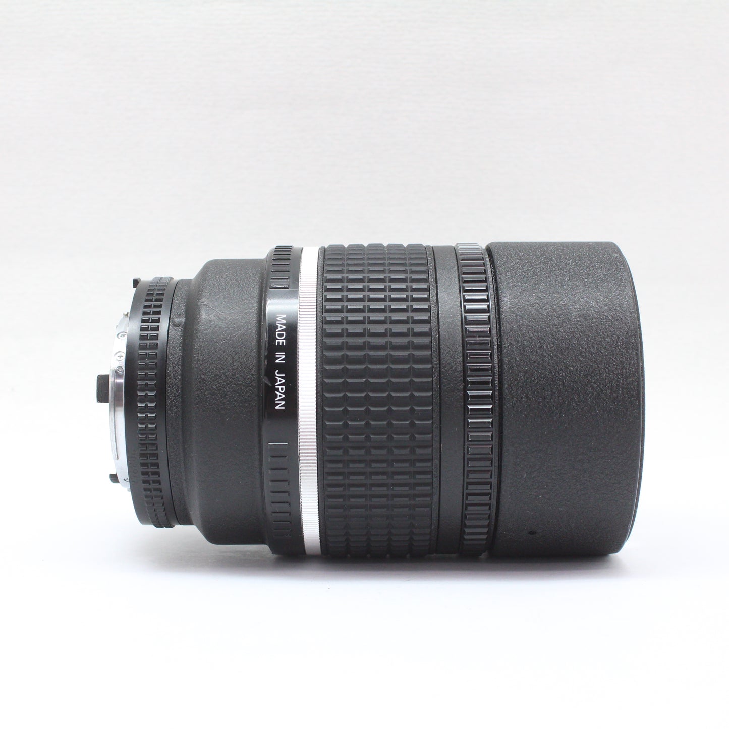 中古 Nikon AF-DC NIKKOR 135mm F2