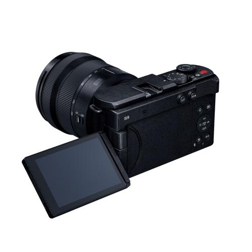 LUMIX DC-S9K-K 標準ズームレンズキット ジェットブラック