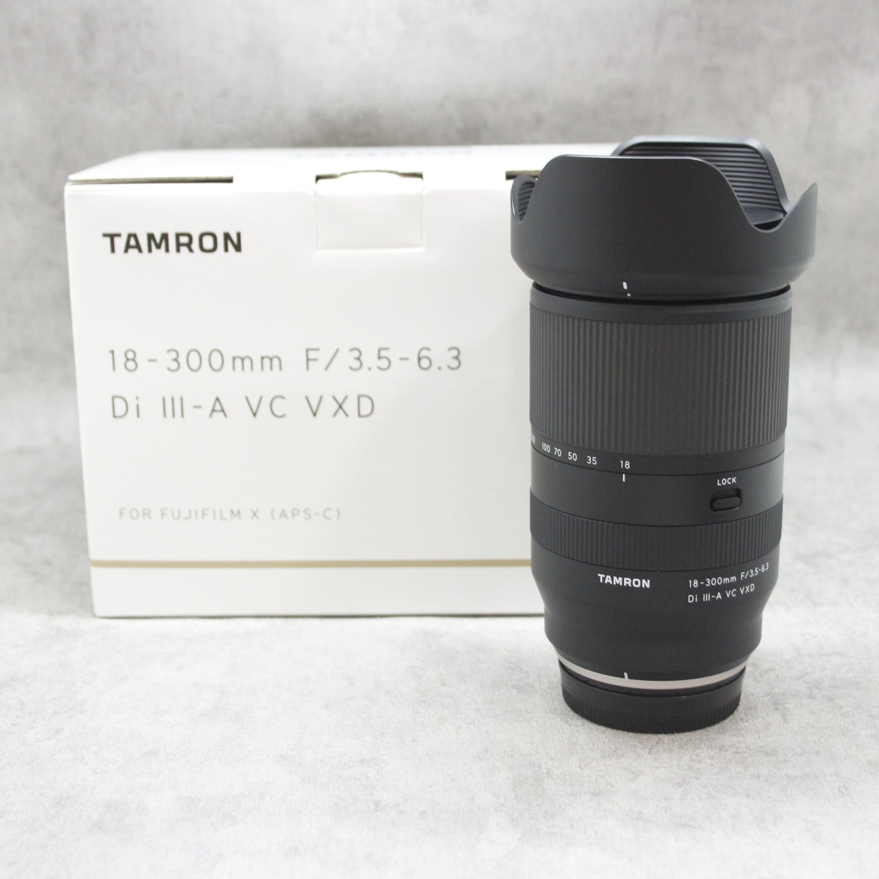 中古品 TAMRON 18-300mm F/3.5-6.3 Di III-A VC VXD (Model B061) X