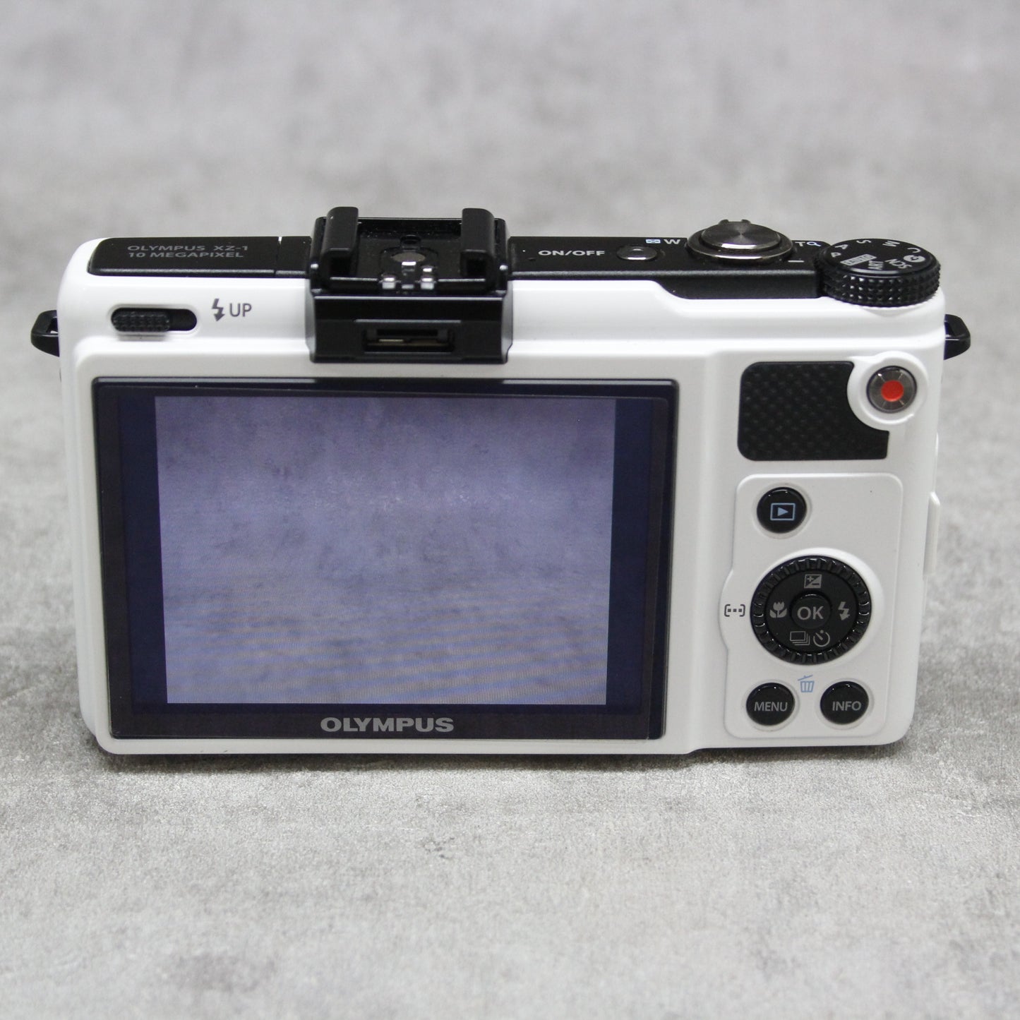 中古品 OLYMPUS XZ XZ-1【10月28日(土) youtube生配信でご紹介】