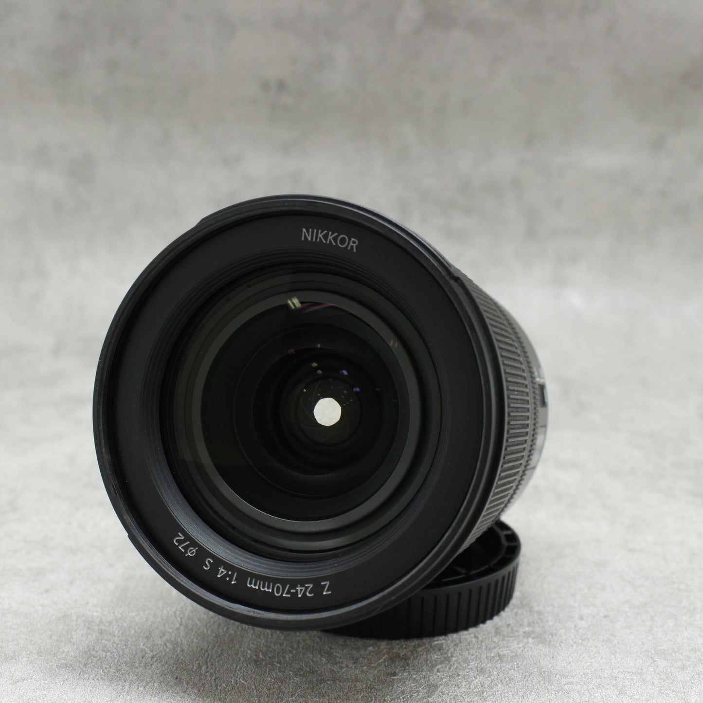 中古品 Nikon NIKKOR Z 24-70mm f/4 S【5月27日(土)のYouTube生配信でご紹介】