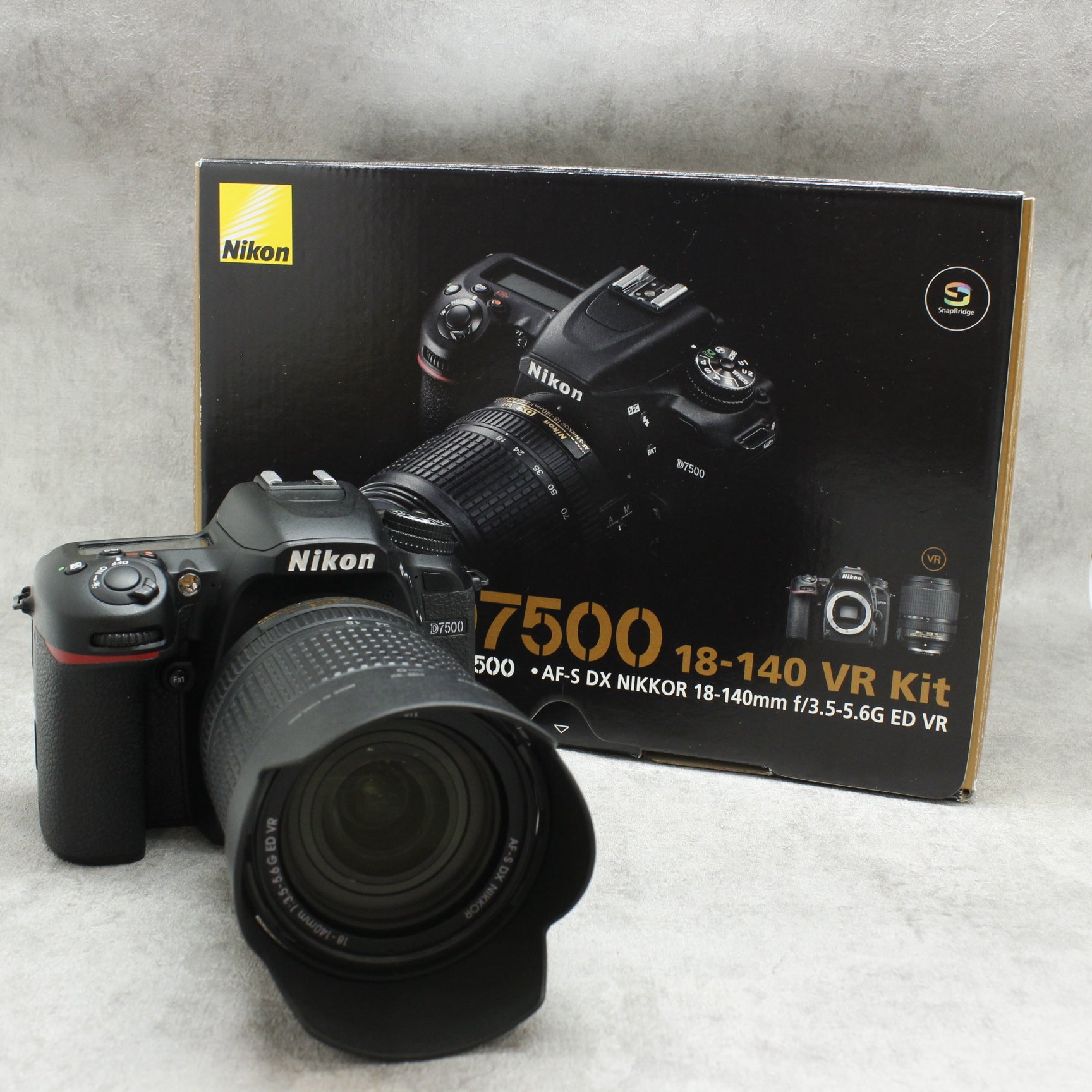 中古品 Nikon D7500 18-140 VR レンズキット YouTube生配信でご ...