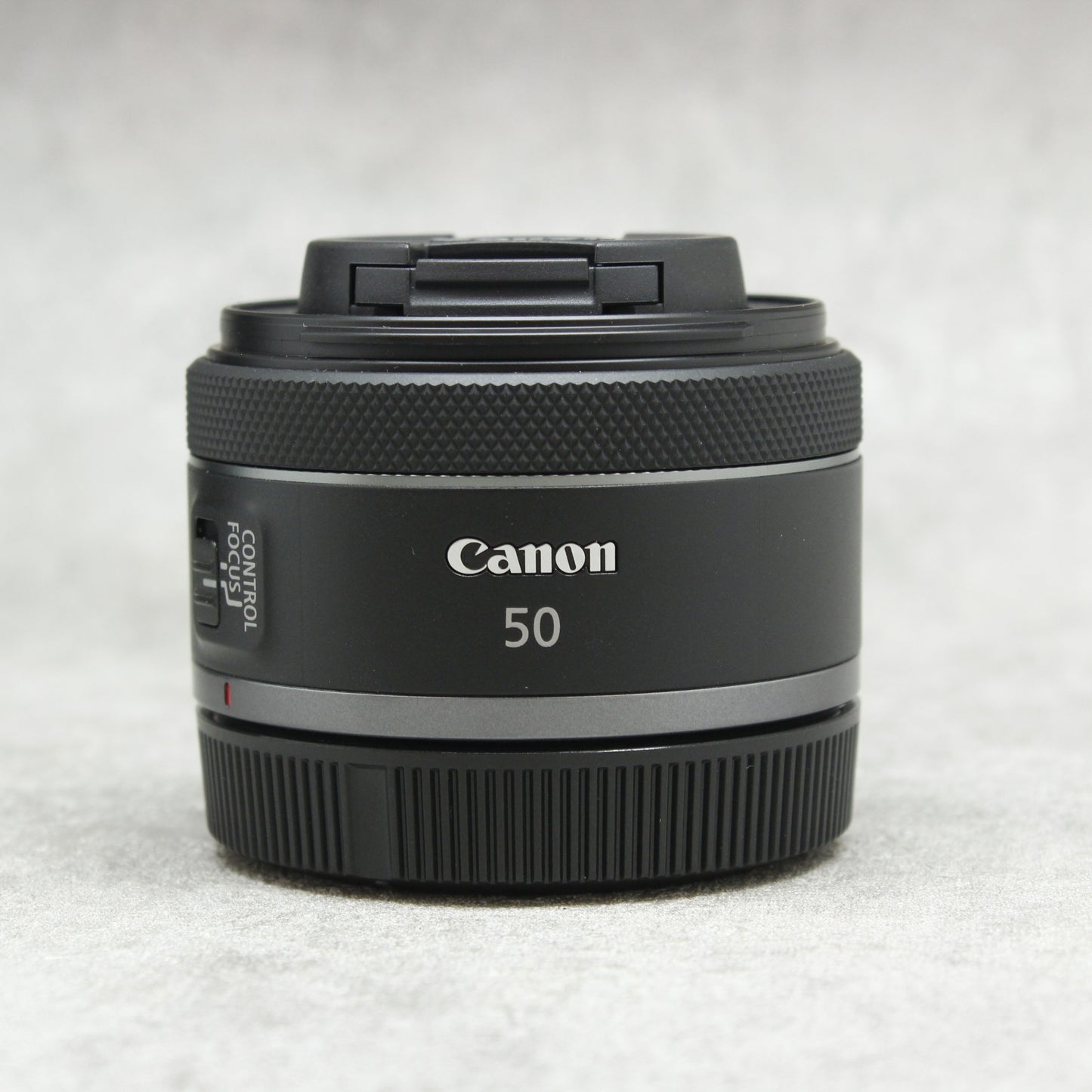 中古品 Canon RF 50mm F1.8 STM【5月27日(土)のYouTube生配信でご紹介】