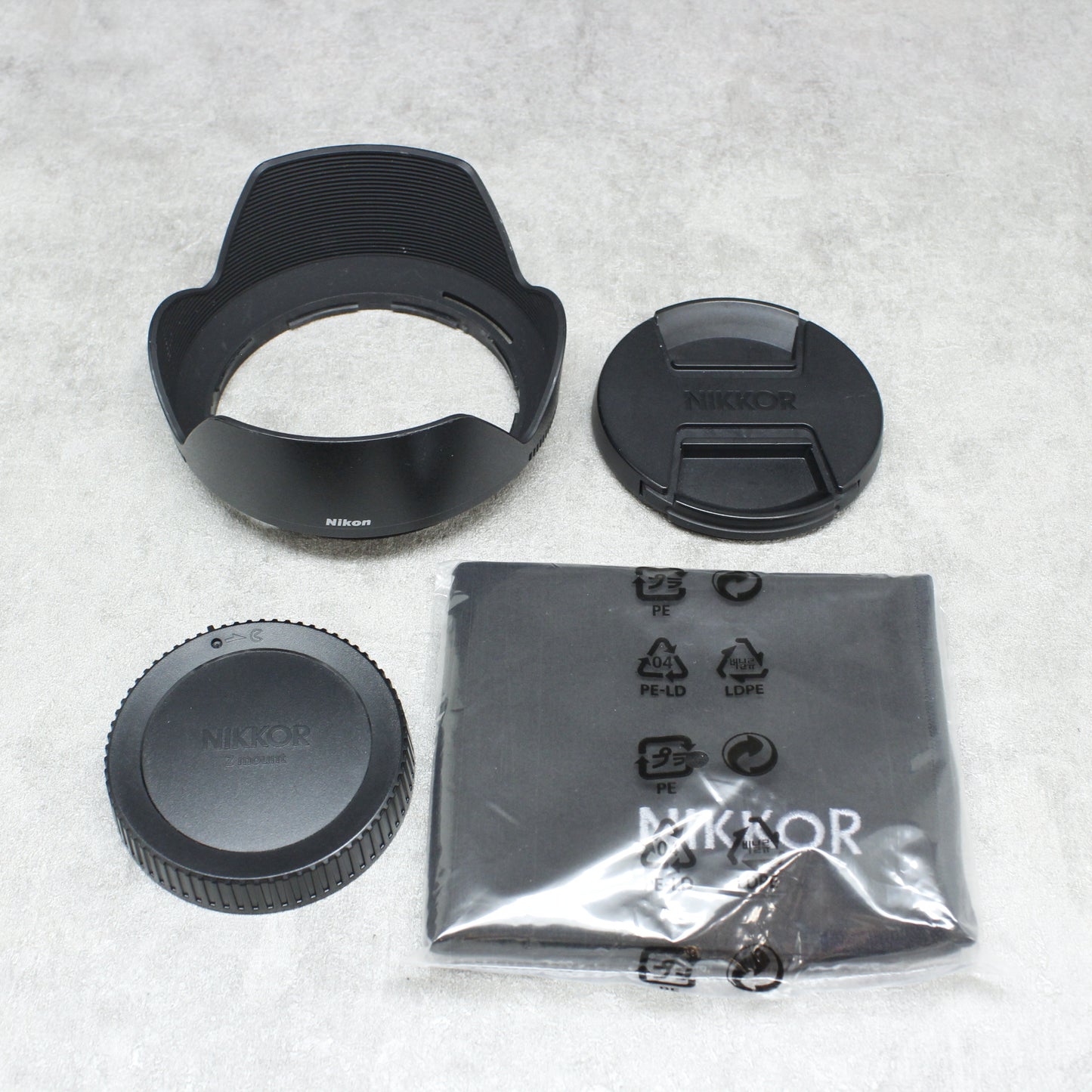 中古品 Nikon NIKKOR Z 24-70mm f/4 S ☆YouTube生配信でご紹介☆