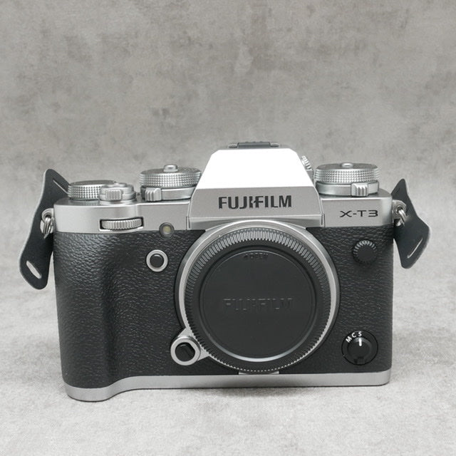 中古品 FUJIFILM X-T3 ボディ