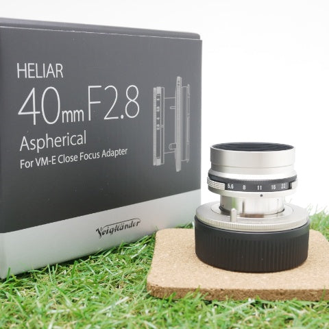 中古品 フォクトレンダー HELIAR 40mm F2.8 + VM-E Close Focus