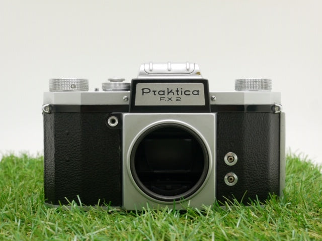 中古品 Pentacon PRAKTICA FX2 – サトカメオンラインショップ