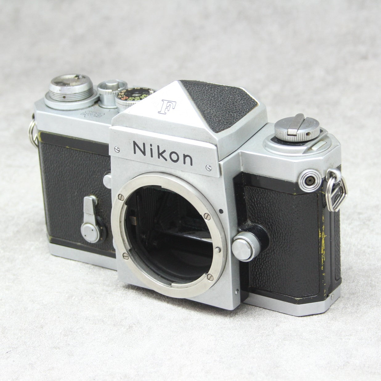 中古品 Nikon F ボディ #652万台 【3月21日(火)のYouTube生