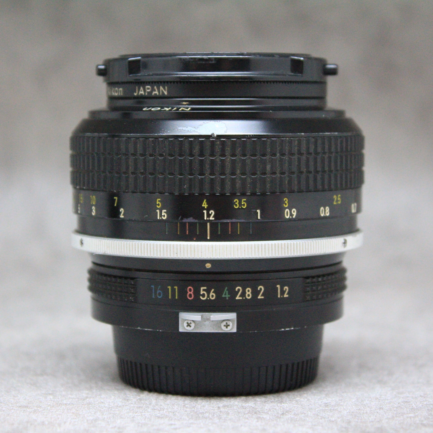 中古品 Nikon NIKKOR 55mm F1.2 非Ai – サトカメオンラインショップ