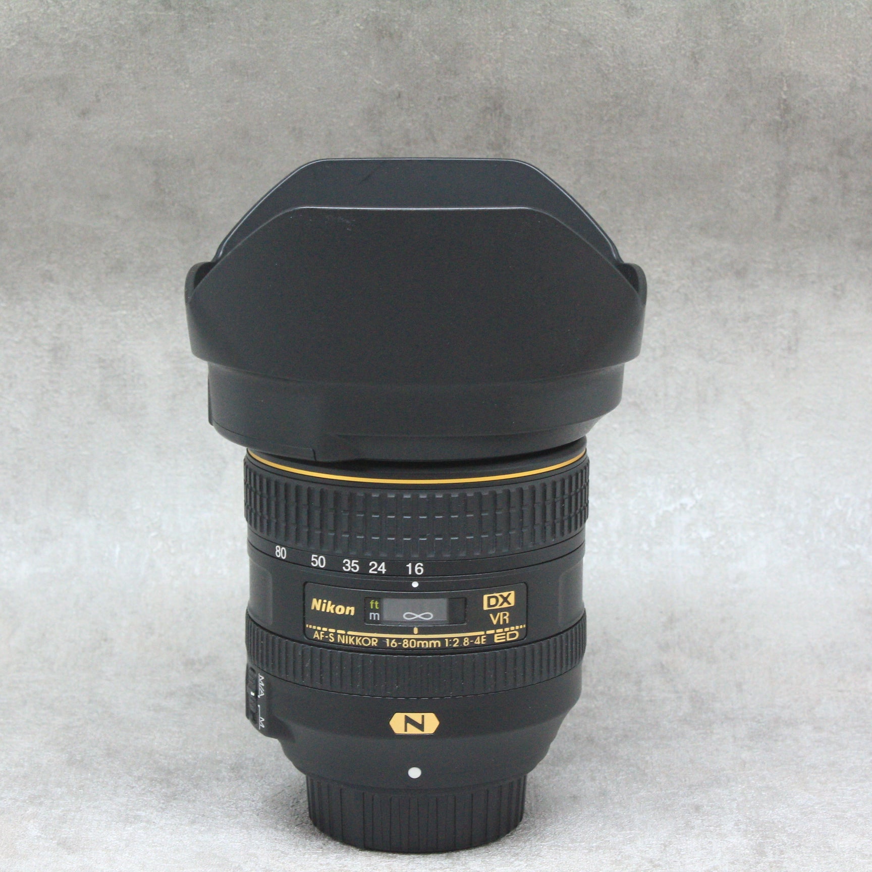 Nikon AF-S 16-80mm F2.8-4E ED DX VR N