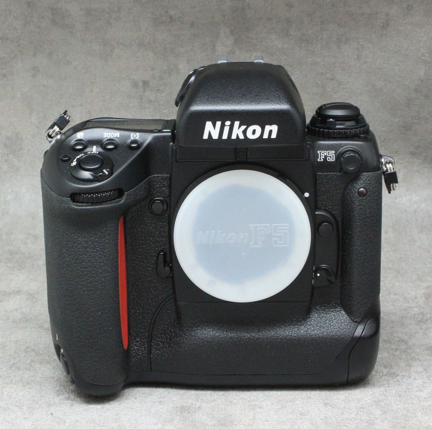 中古品 Nikon F5 ボディ ハヤト商会 – サトカメオンラインショップ