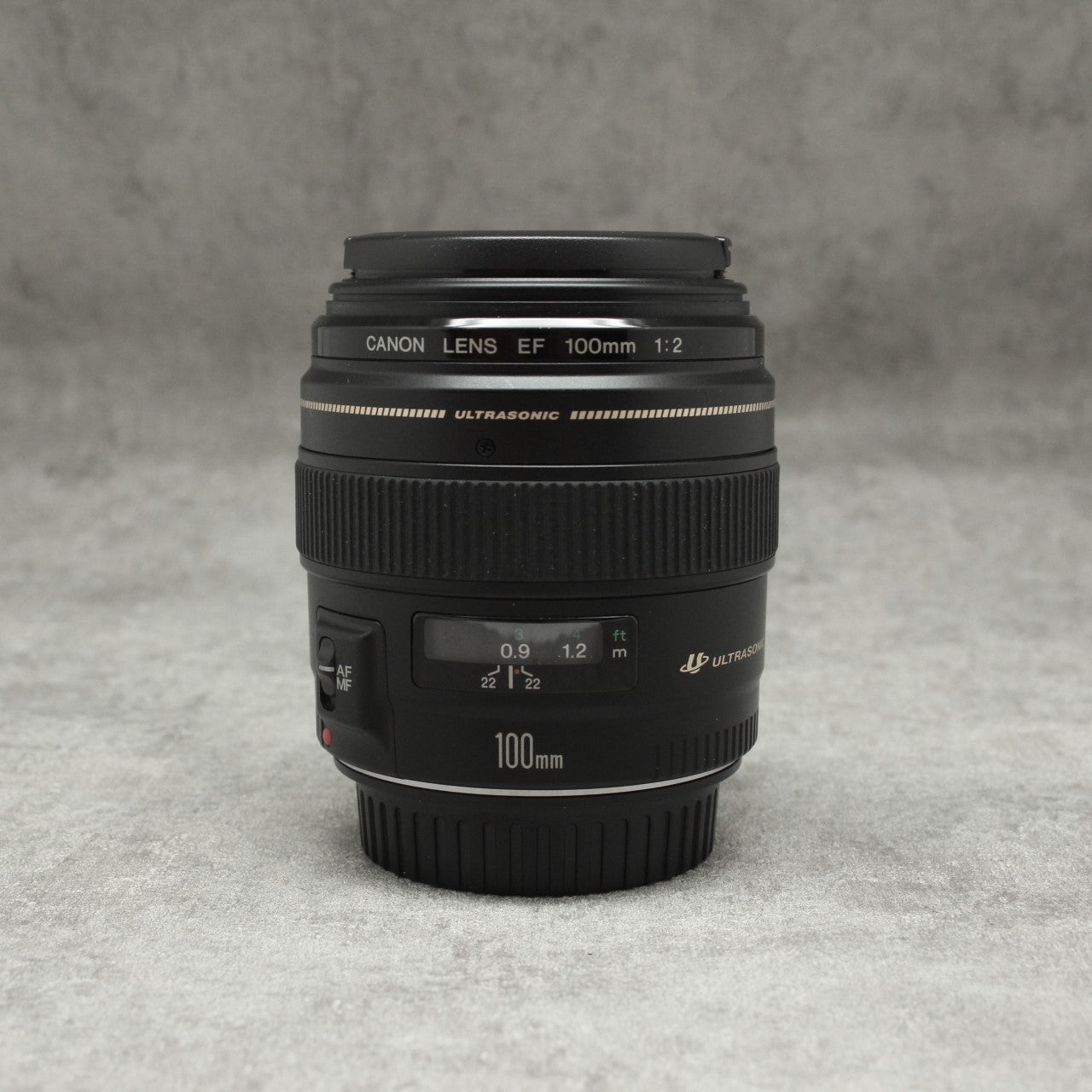 中古品 Canon EF100mm F2 USM【1月21日(土)のYouTube生配信でご紹介