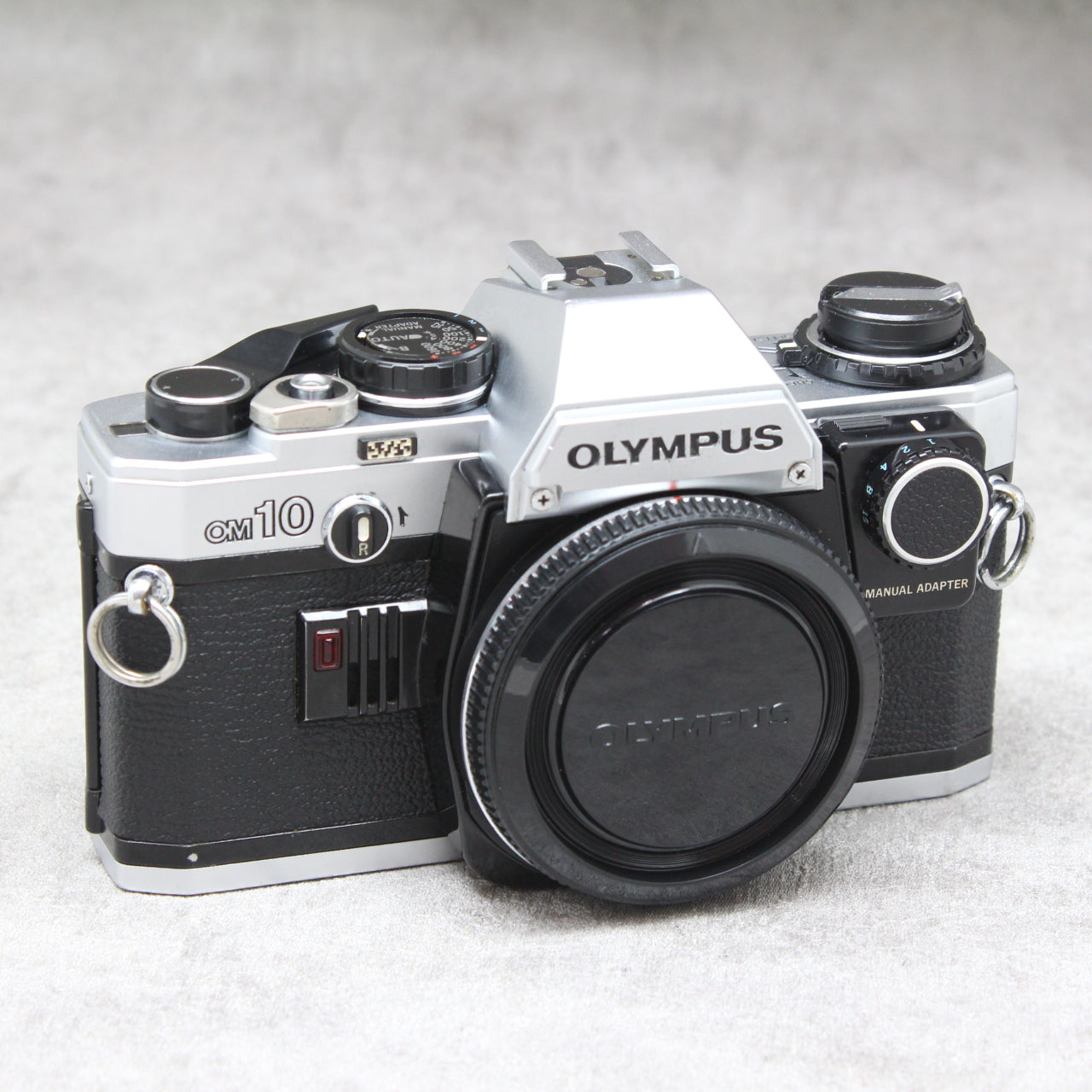 OLYMPUS OM-10 レンズ  マニュアルアダプター 付き 動作品 黒
