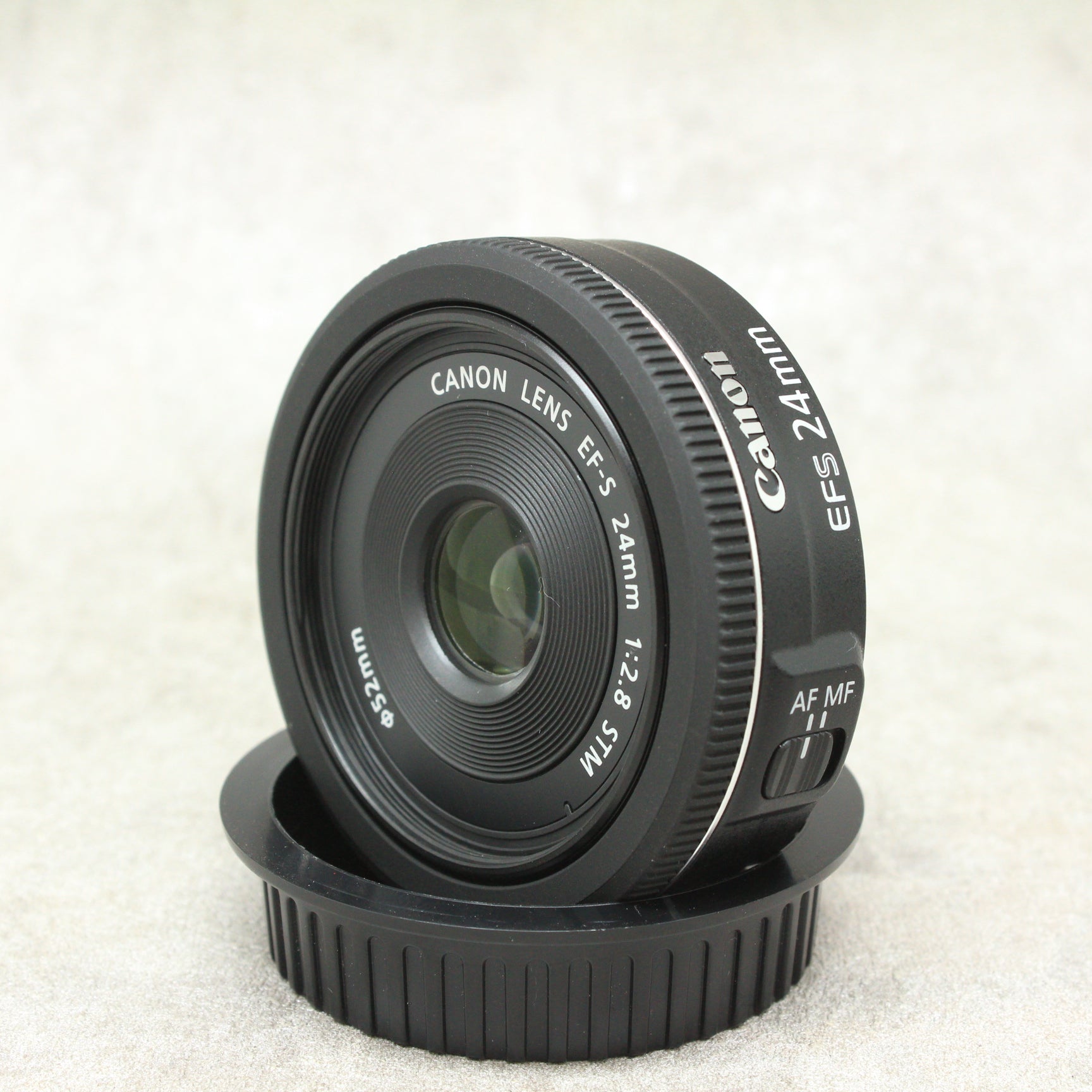 スマホ/家電/カメラCanon EFS 24mm f/2.8 STM - レンズ(単焦点)