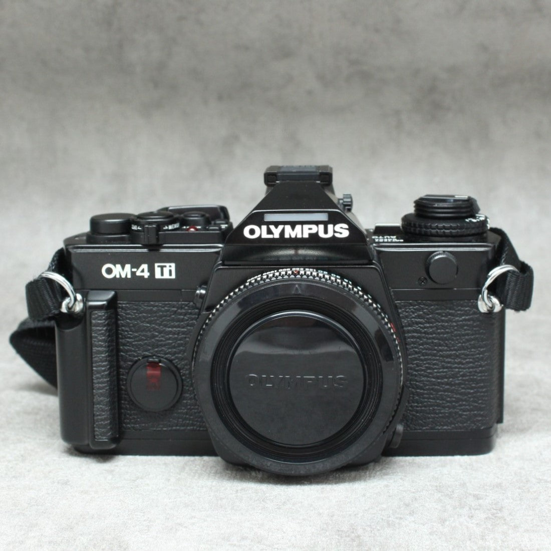 中古品 OLYMPUS OM-4 Ti ブラック 　【8月23日(火)のYouTube生配信でご紹介】