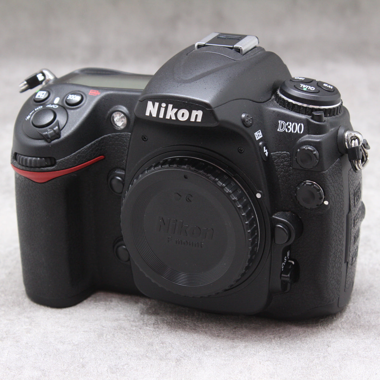 中古品 Nikon D300 ボデイ ☆10月8日(土)のYouTube生配信でご紹介