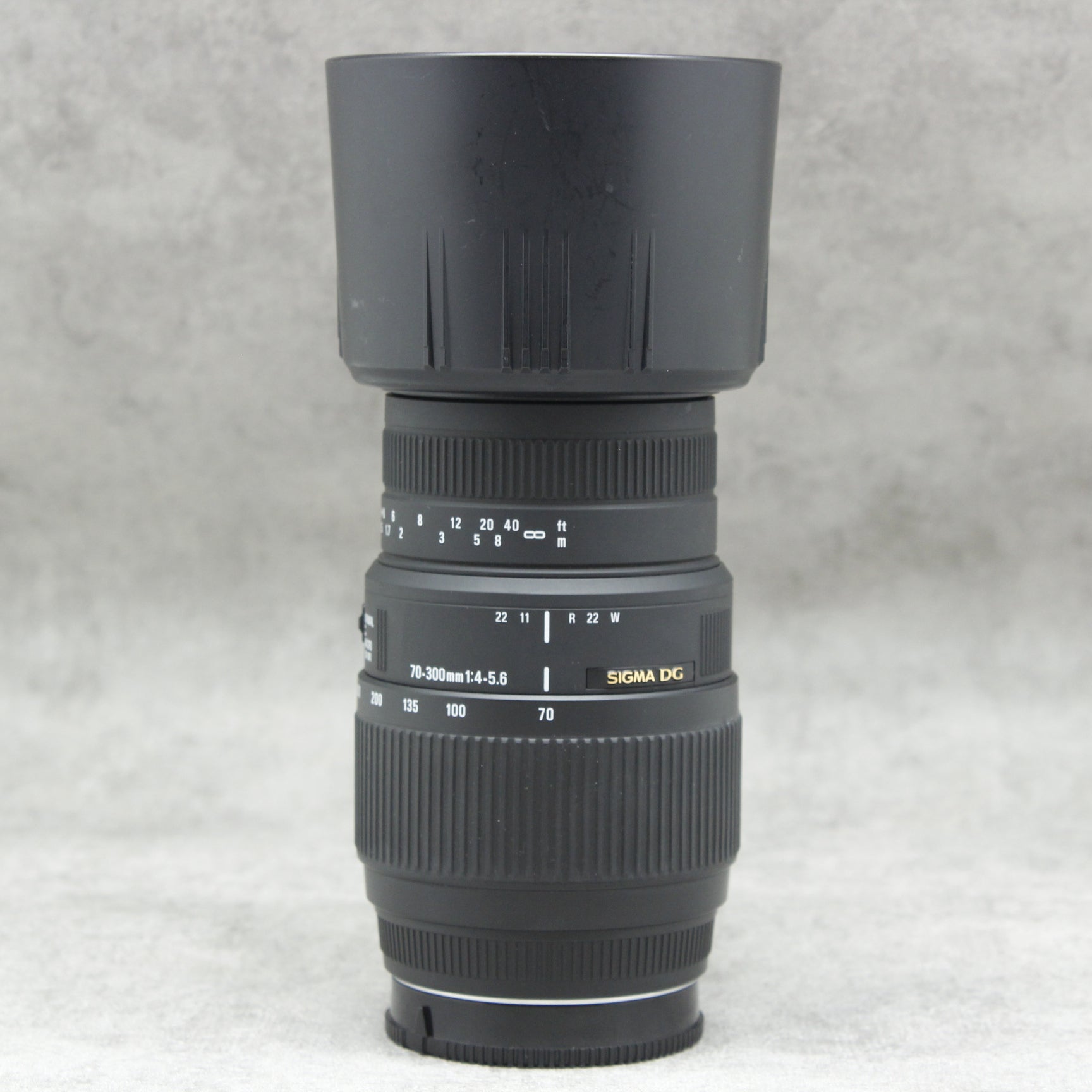 中古品 SIGMA 70-300mm F4-5.6 DG [Aマウント] ※2月5日(日)のYouTube生